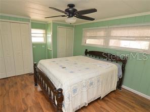 second bedroom with queen size bed