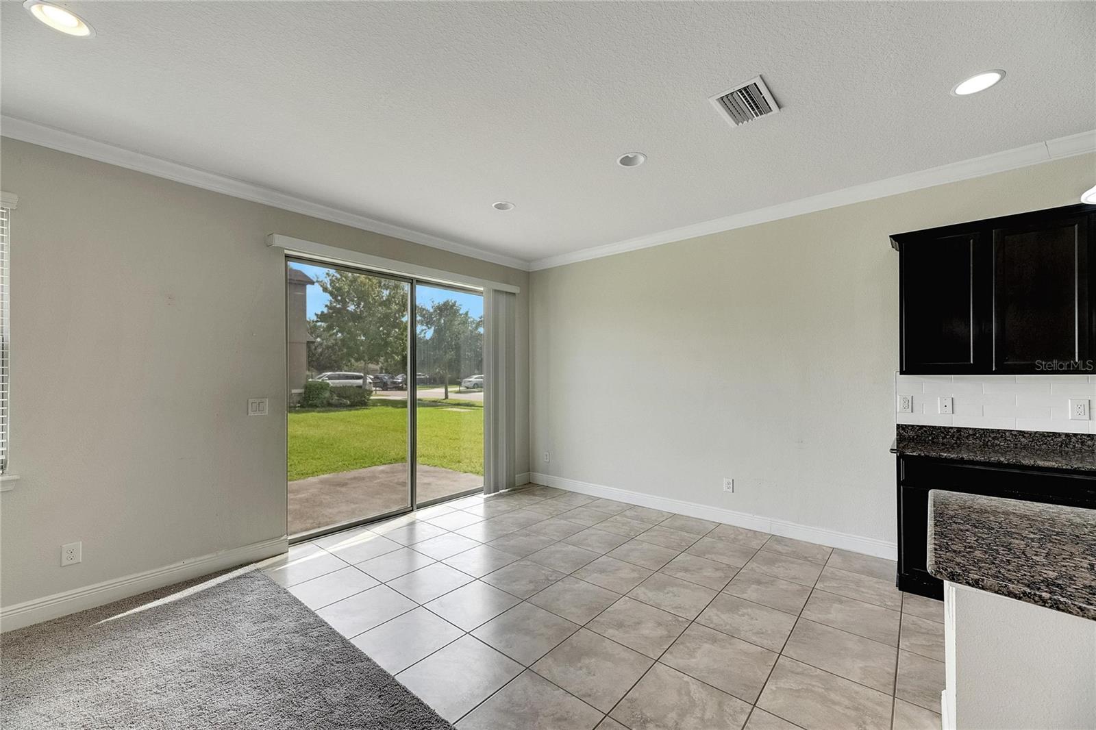 Dining Area/Breakfast Nook