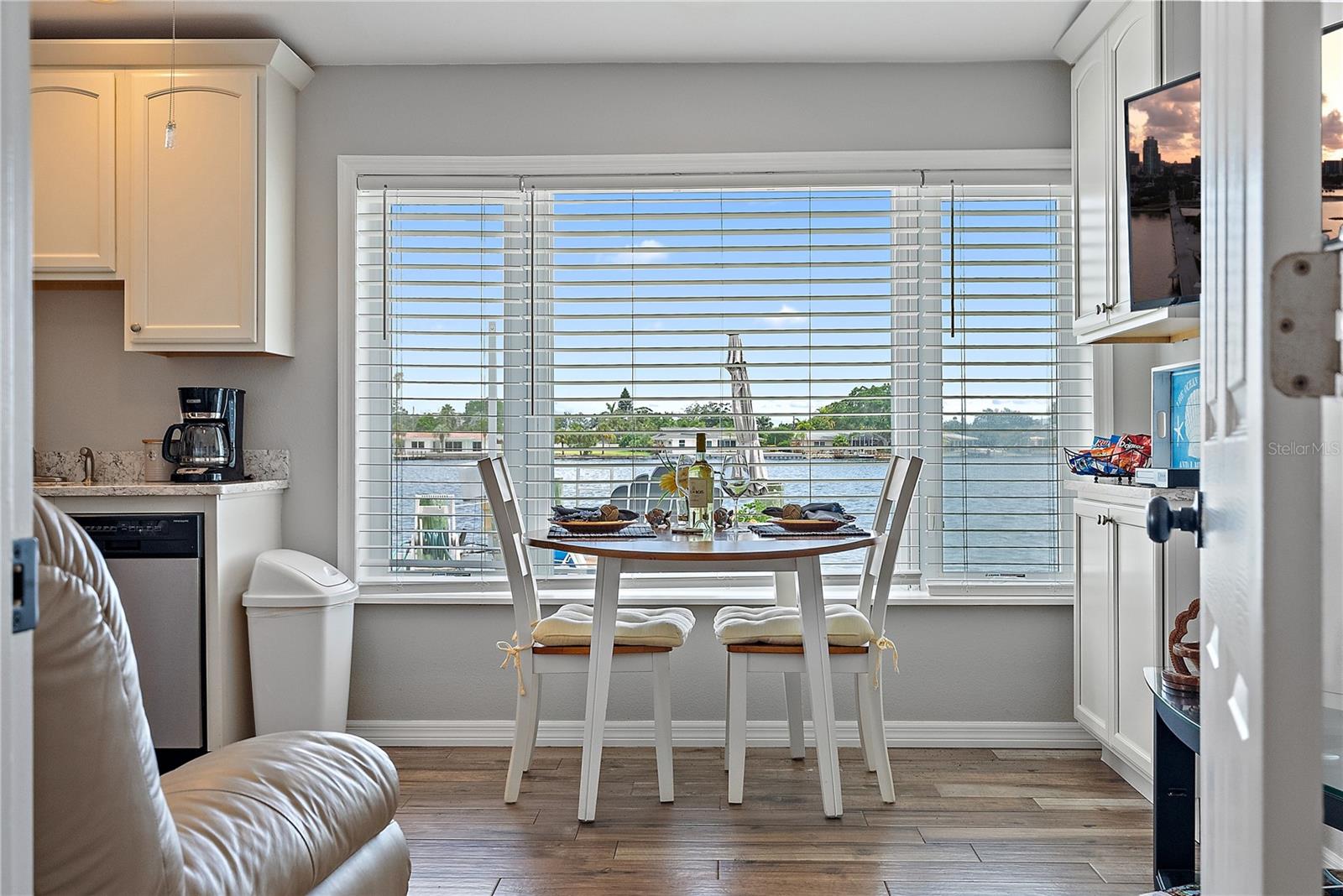 Mother-in-Law Suite Dining Area