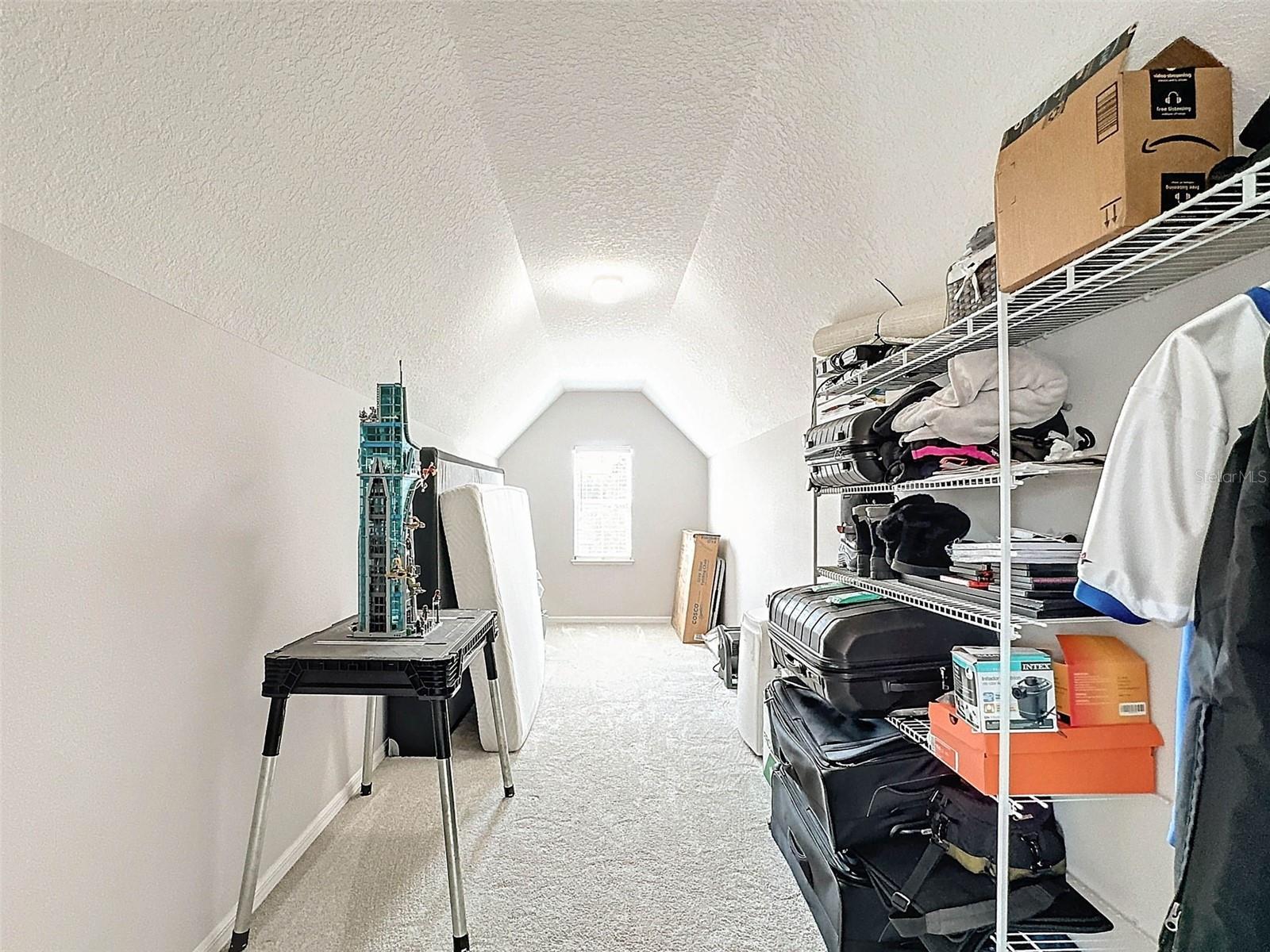 22x7 walk in storage