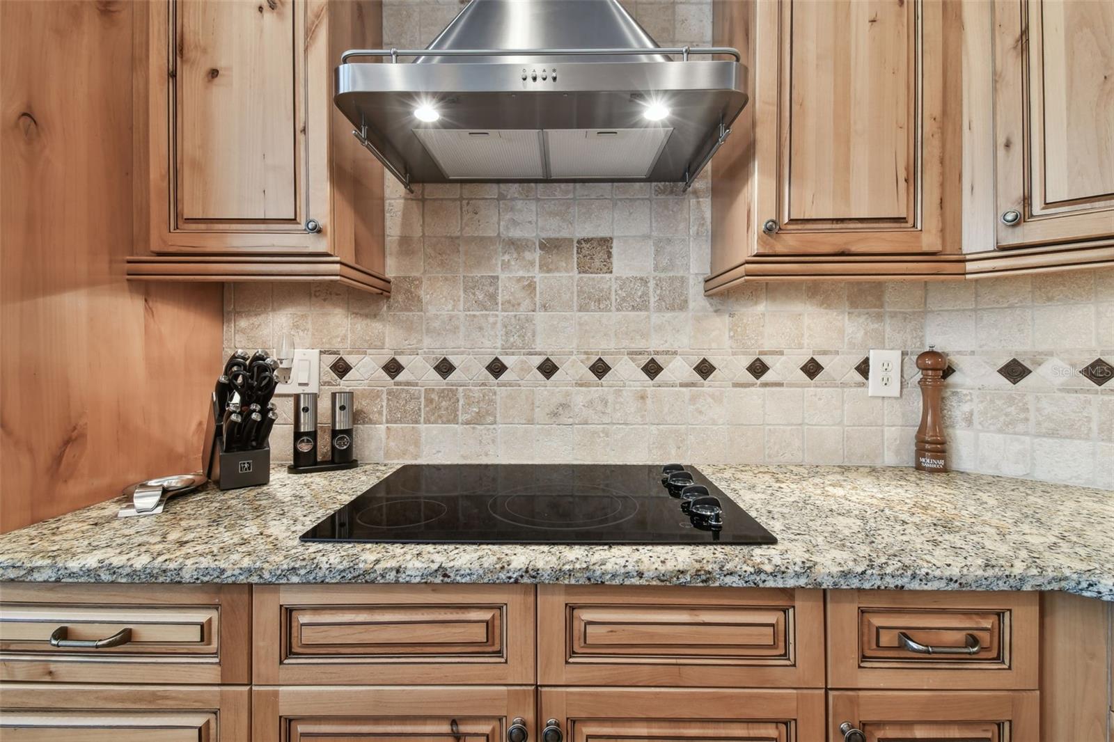 Stylish Backsplash~