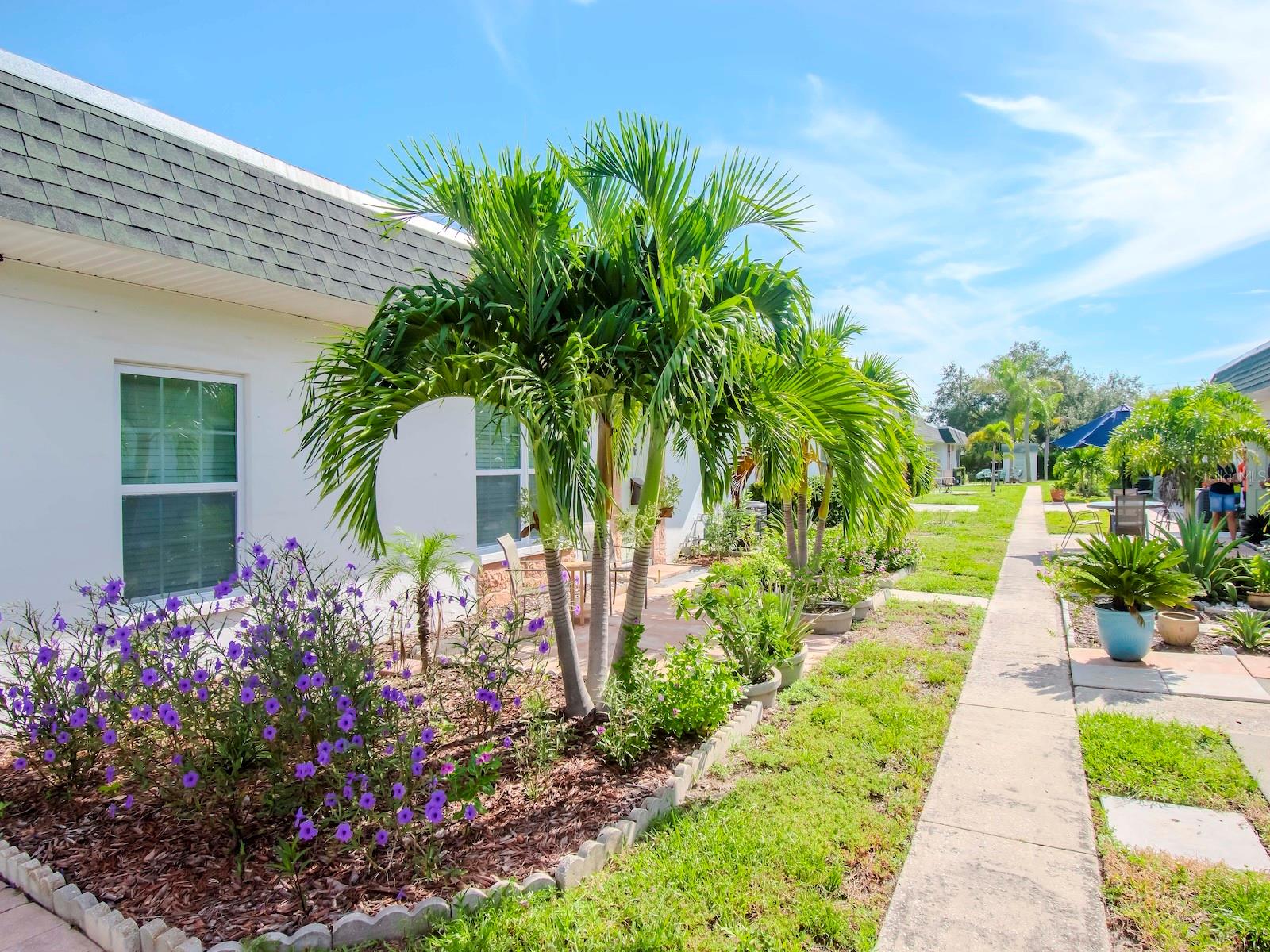 Walkway to amenities