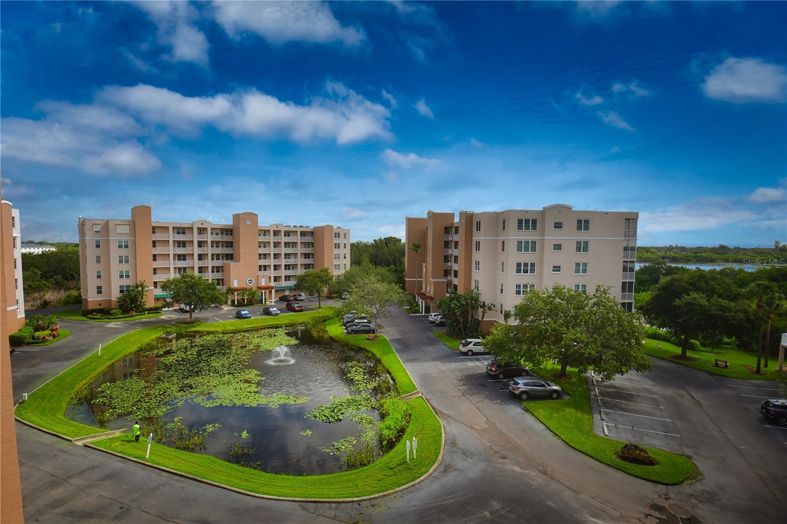 Shores of Long Bayou Building 9 (Center)