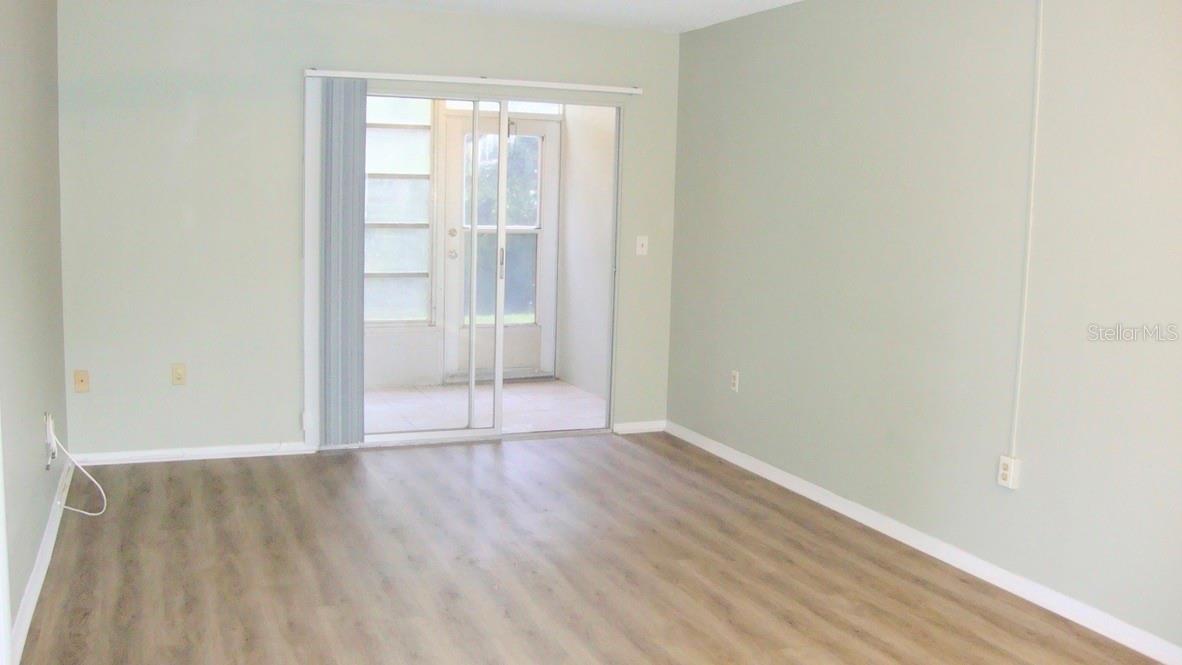 VIEW OF LIVING ROOM/DINING ROOM