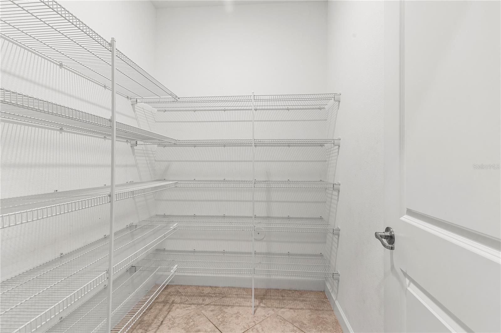 Kitchen pantry