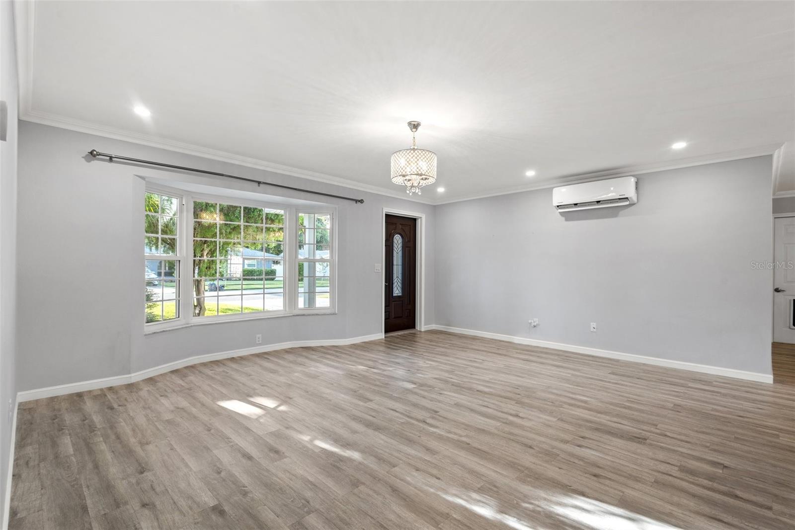 Open floor plan with separate temperature control for living room