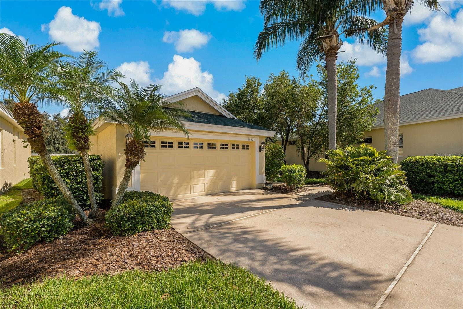 2 Car Garage with Windows front and Side