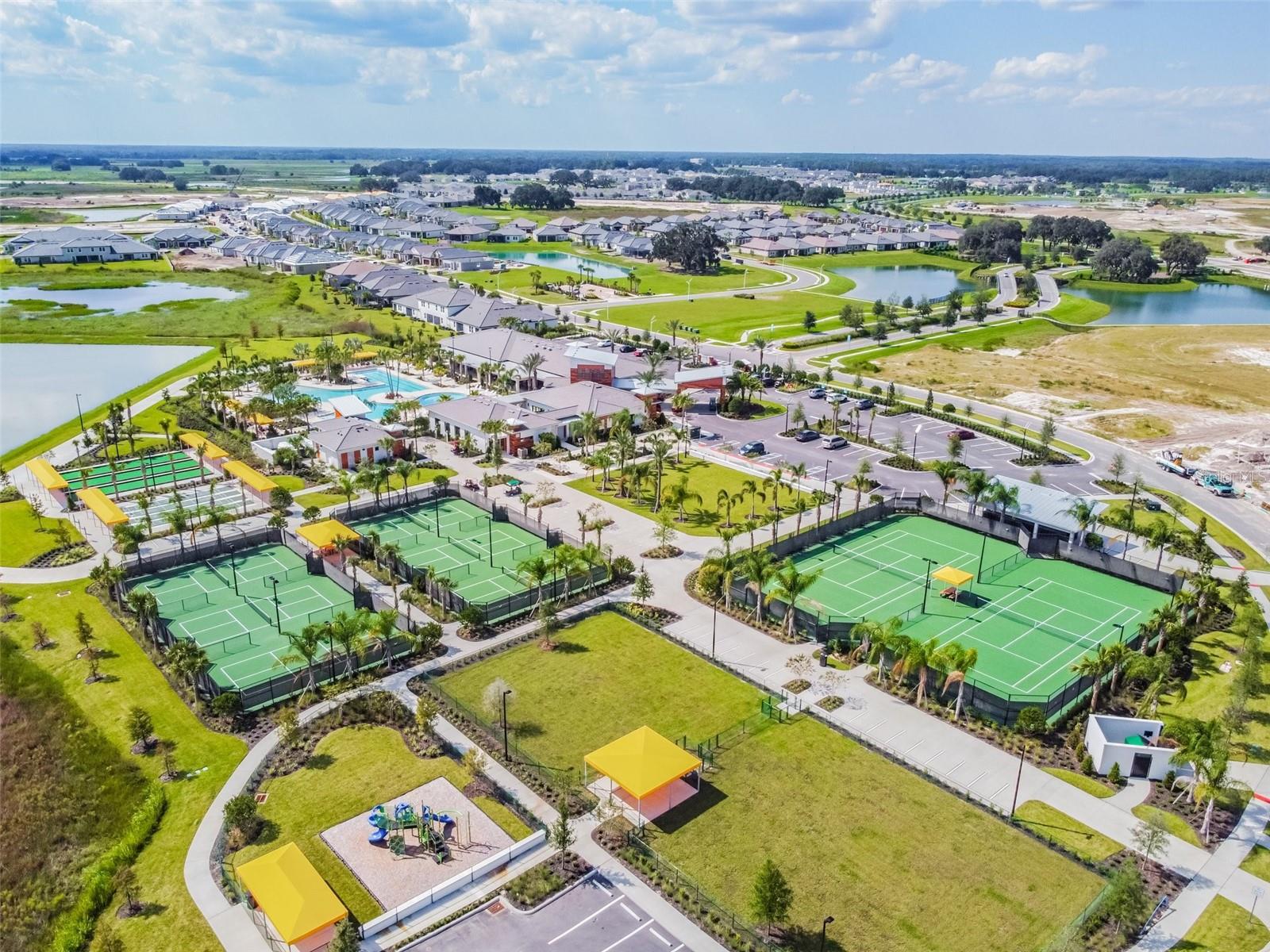 Tennis/Pickleball Courts/Pool