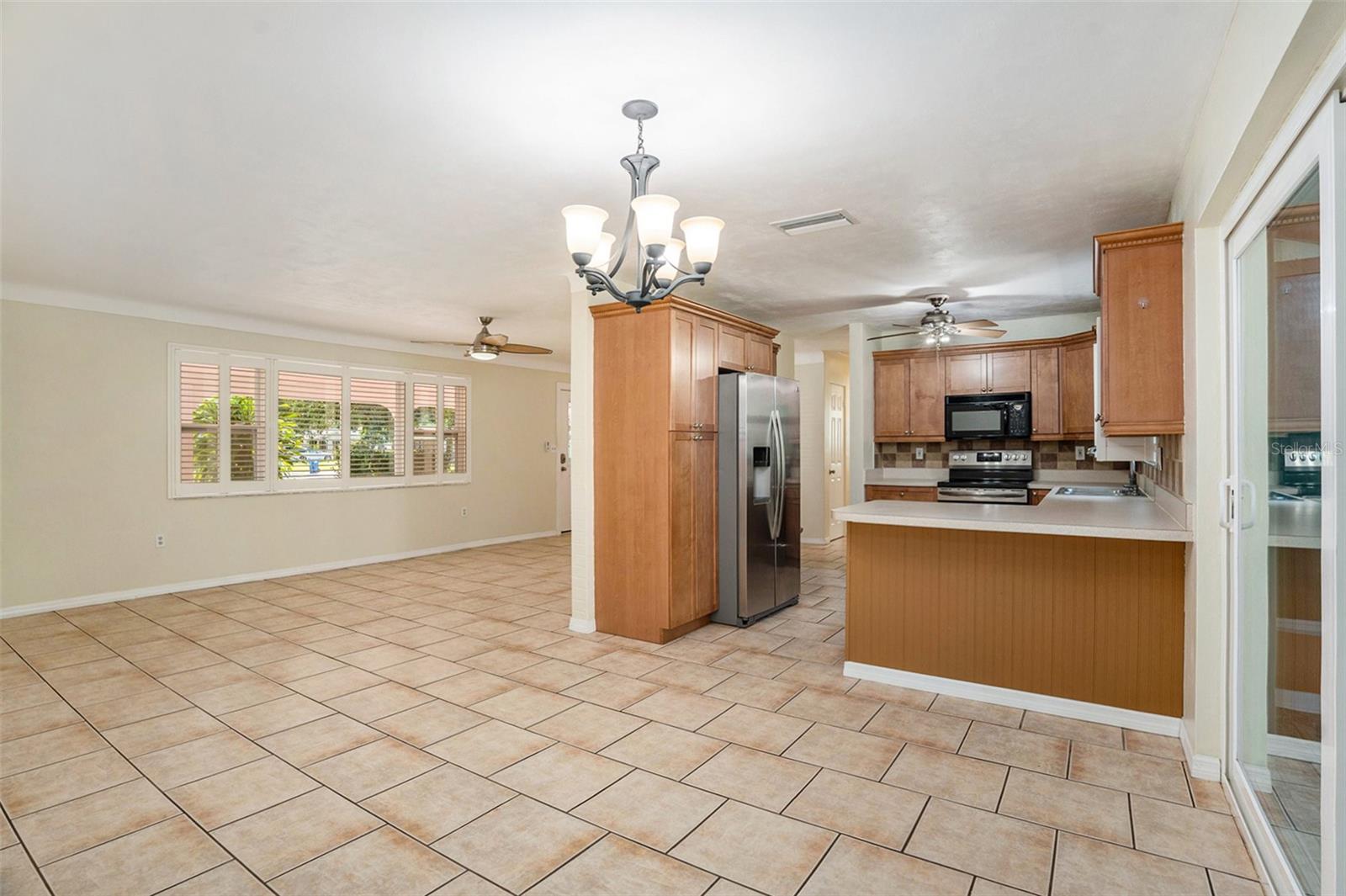 Breakfast nook / Kitchen