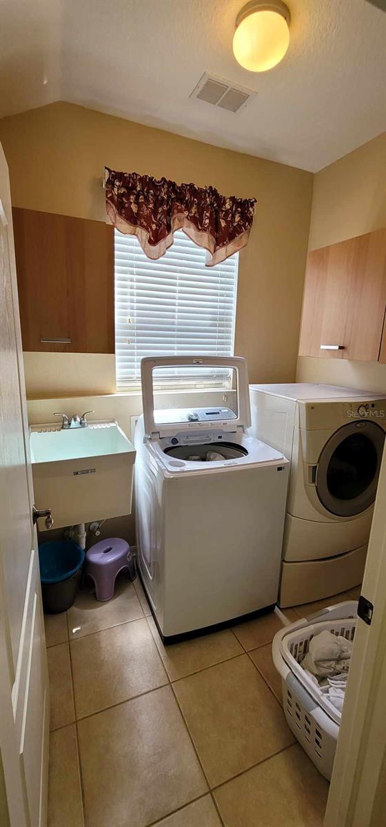 Laundry rm