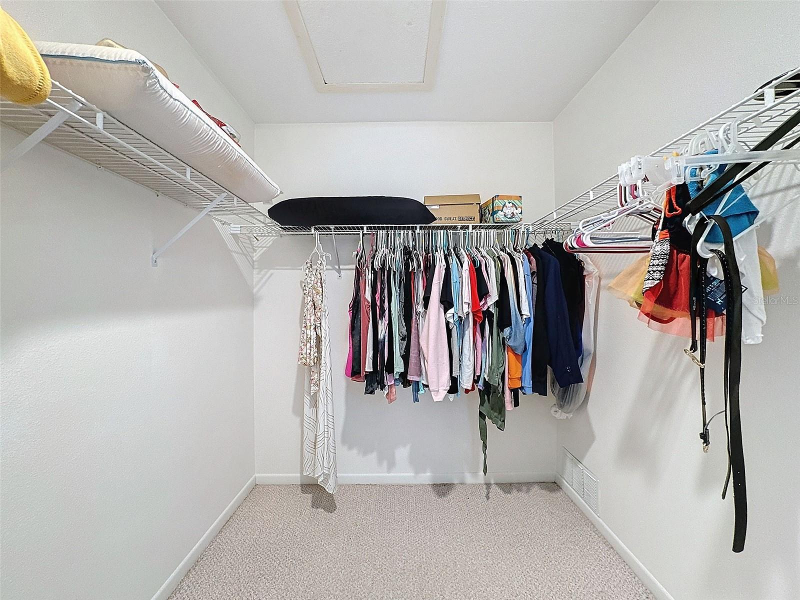 Walk-in Closet