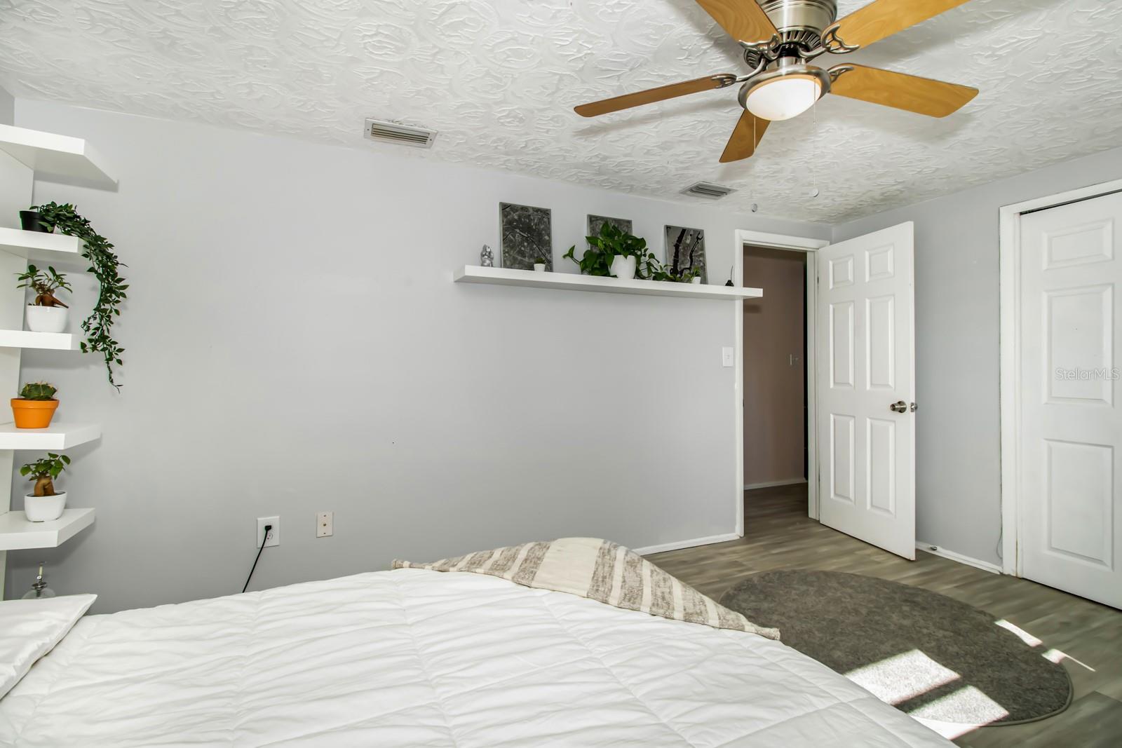 Oversized 2nd Primary Bedroom