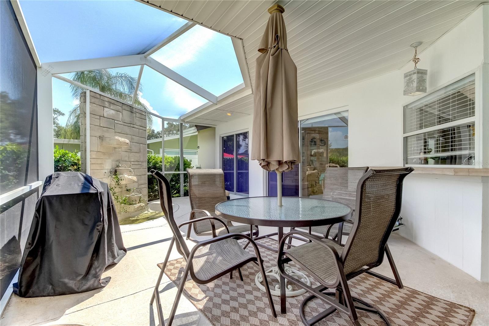 Screened patio