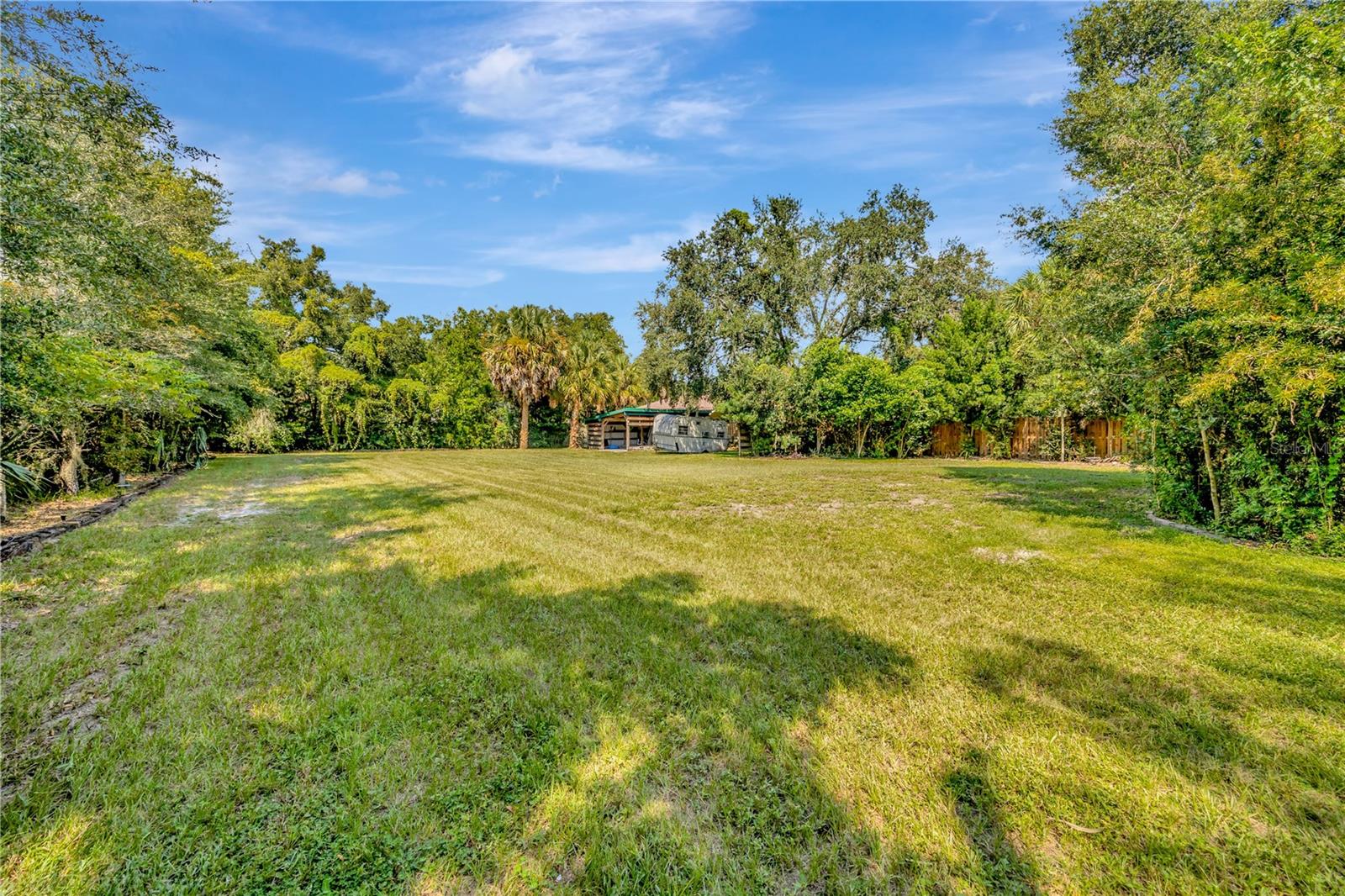 Beautiful HUGE backyard with endless possibilities!