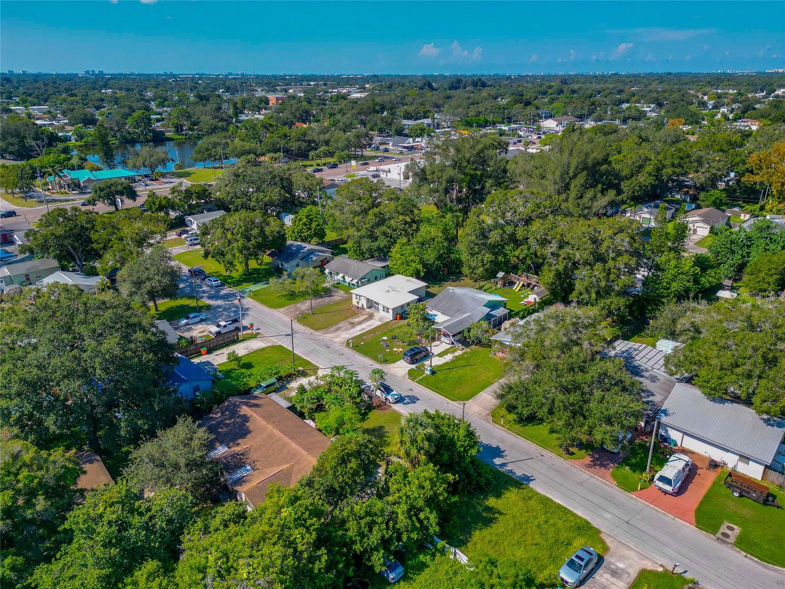 Aerial of neighborhood/Proximity to 54th Ave N