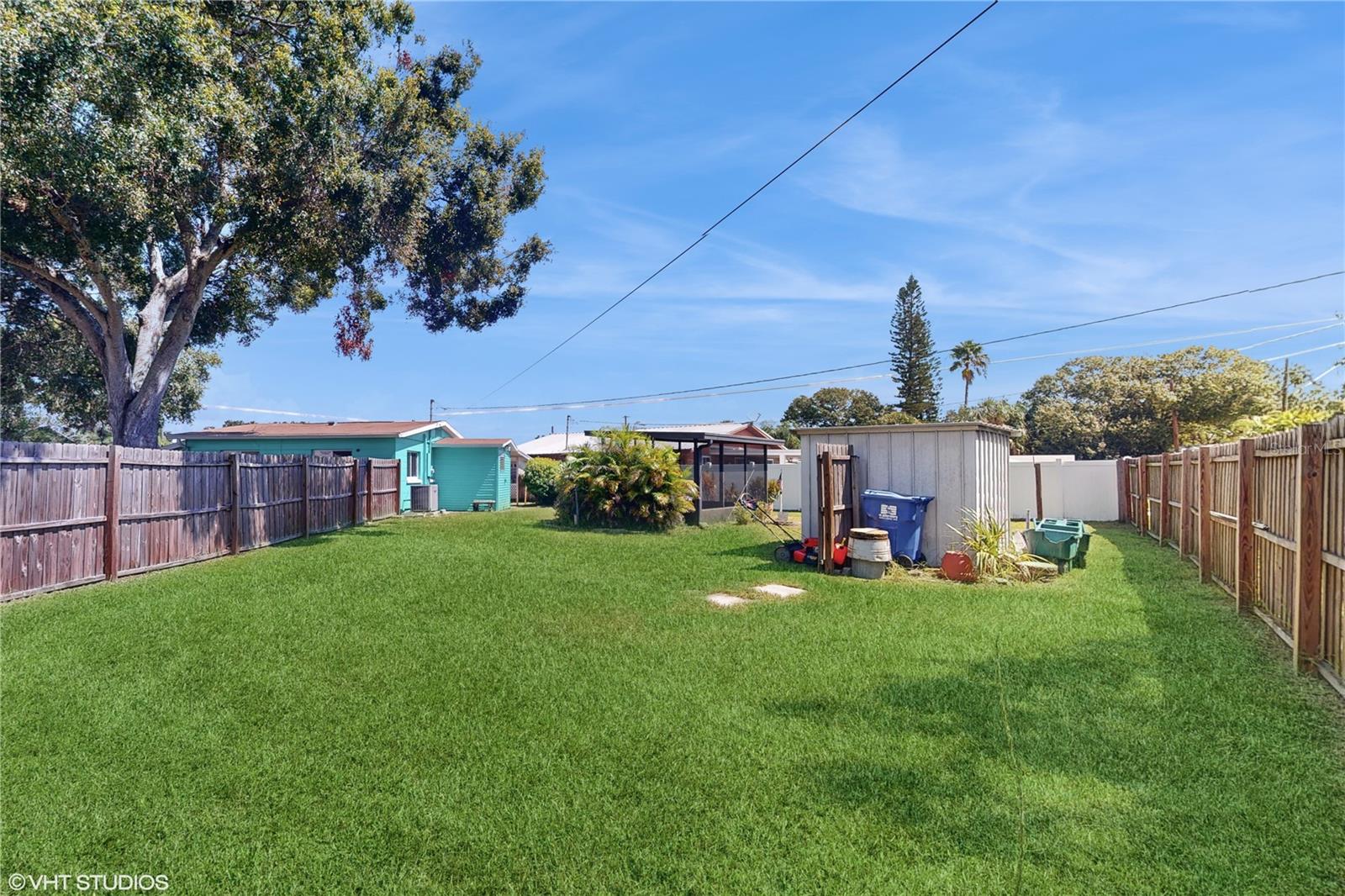 Gorgeous Over-Sized Yard