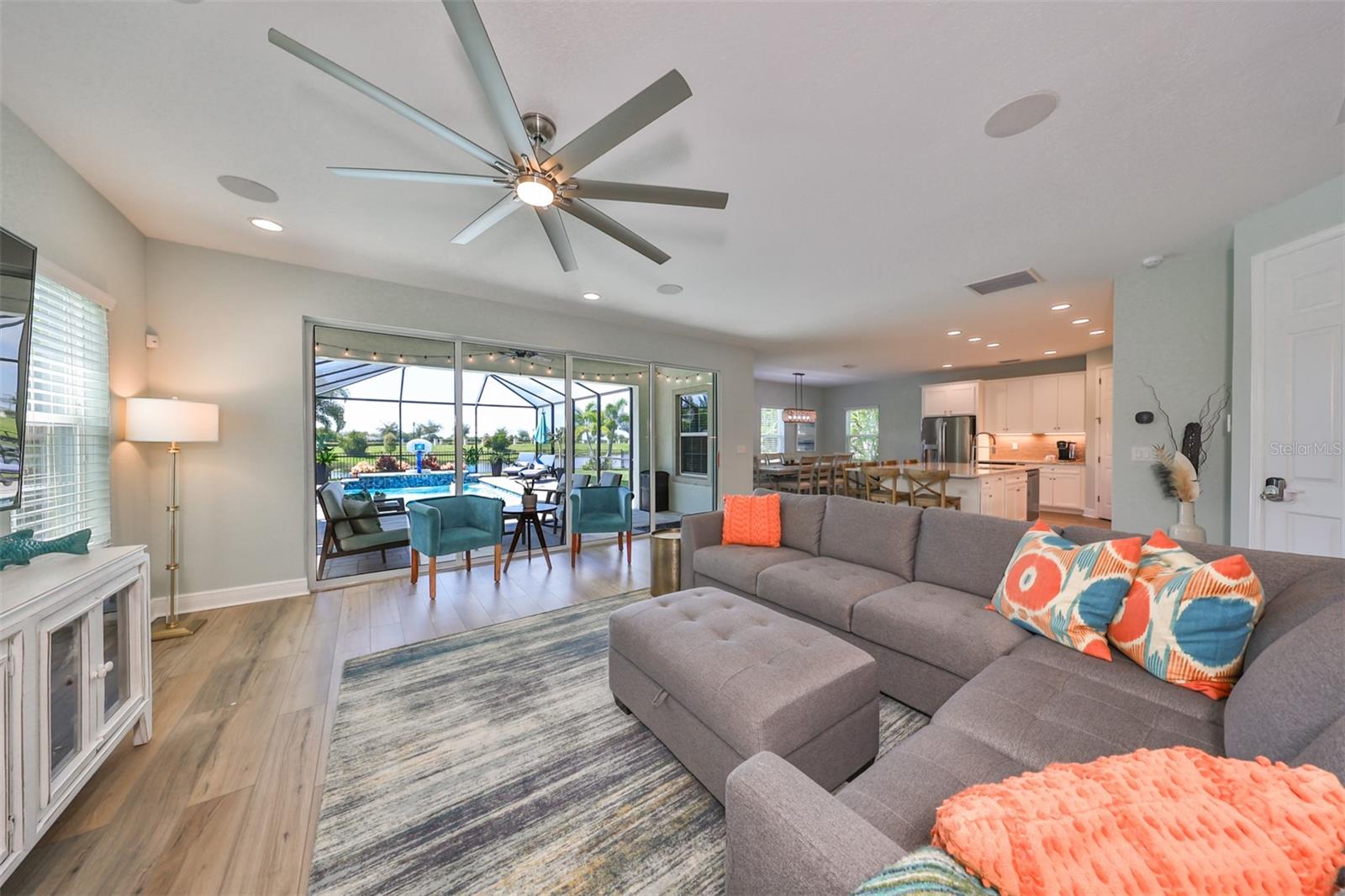 Family Room to pool and lanai