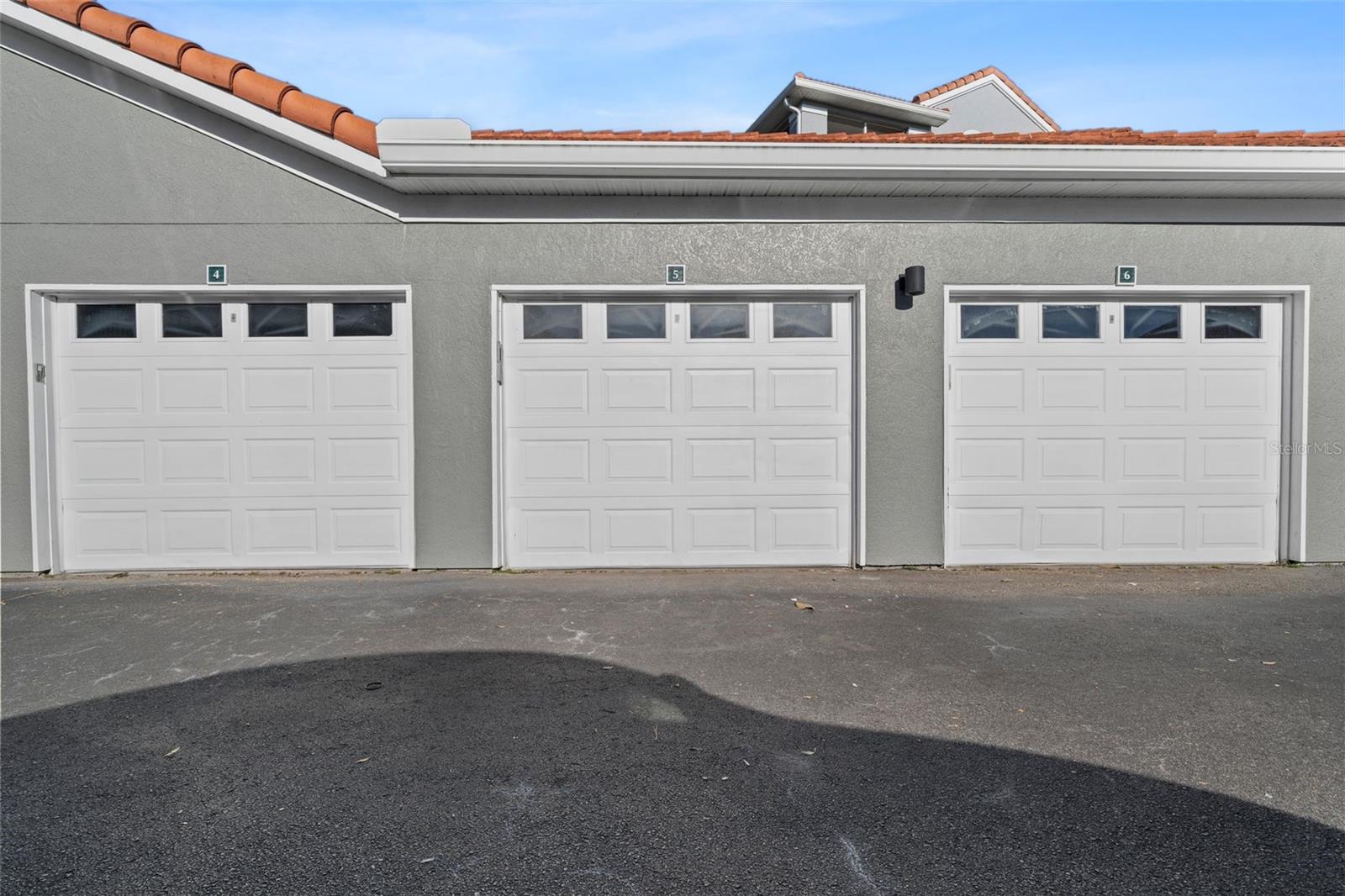 Detached Garage 5