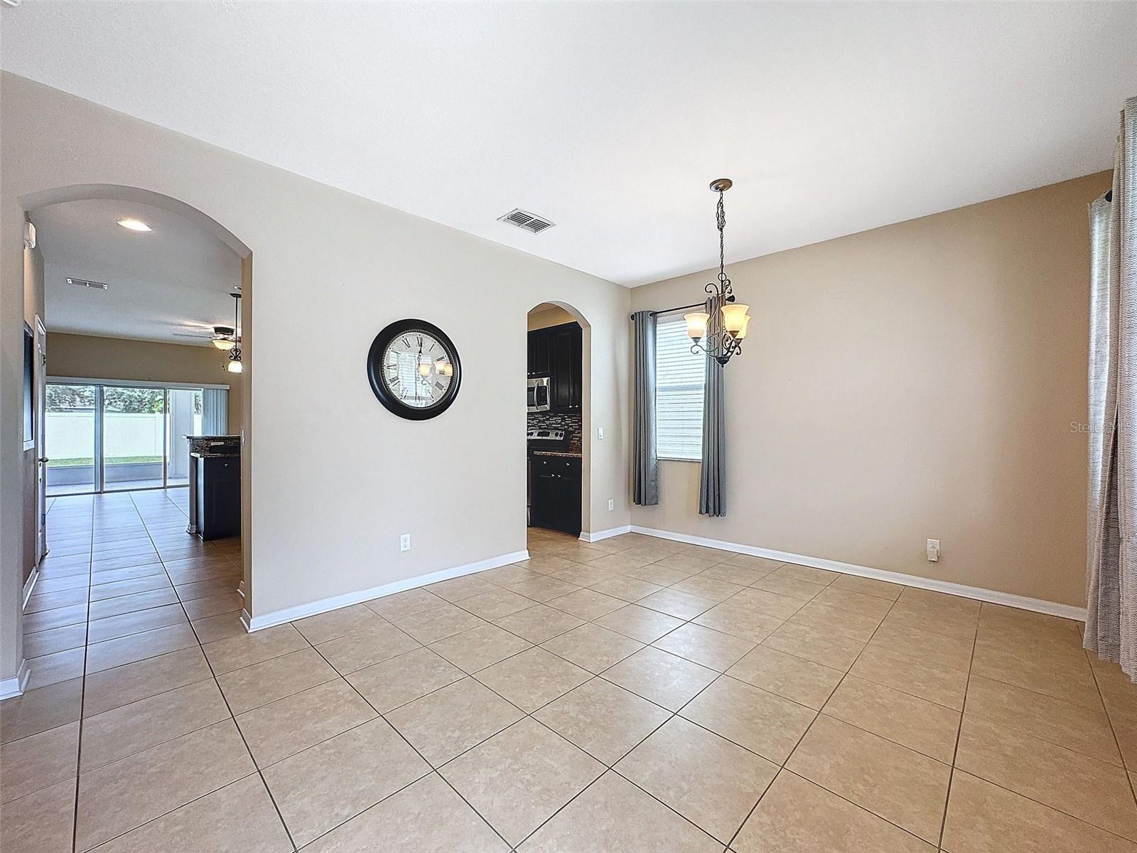 Entry / Dining Room