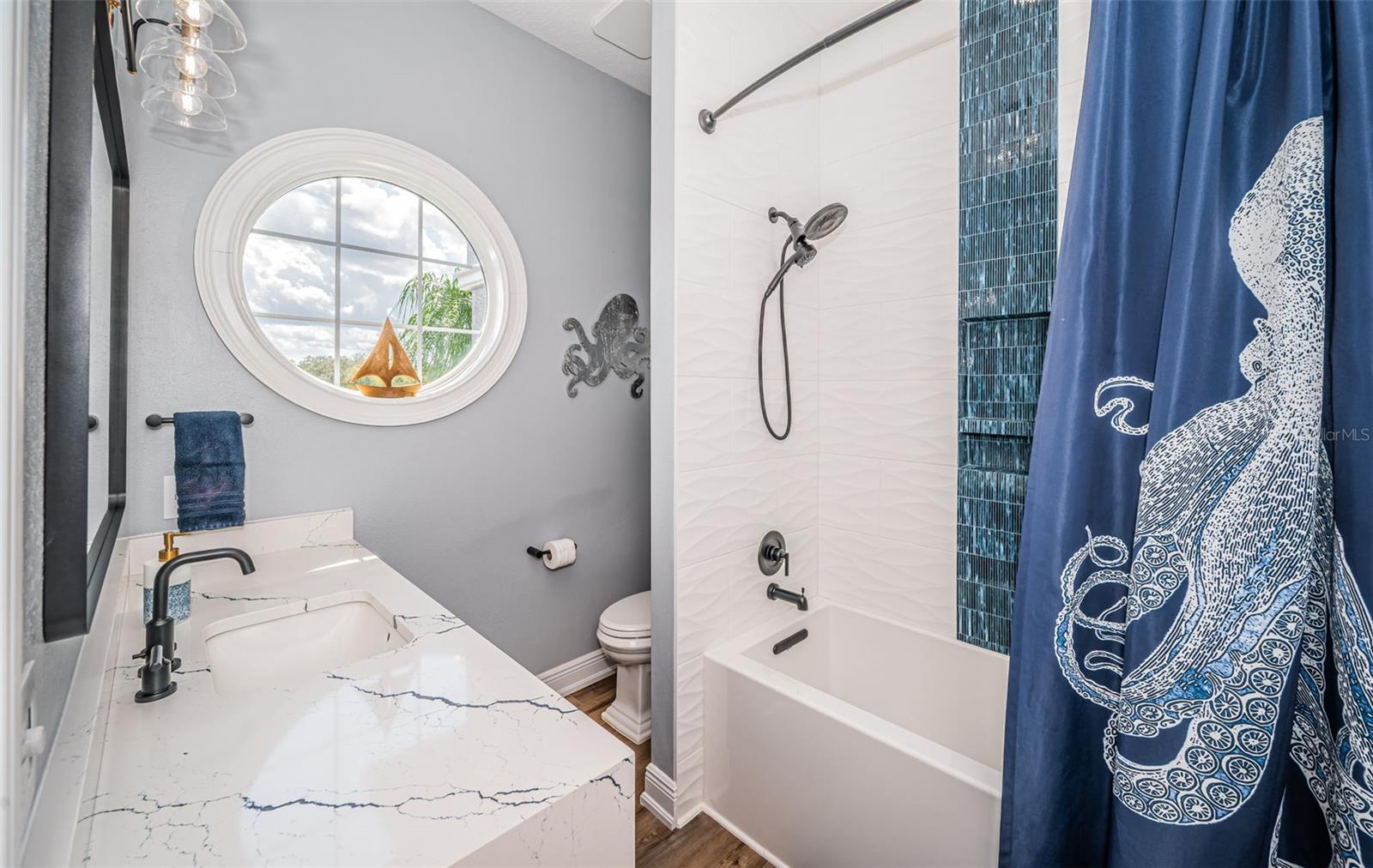 Secondary master suite bathroom