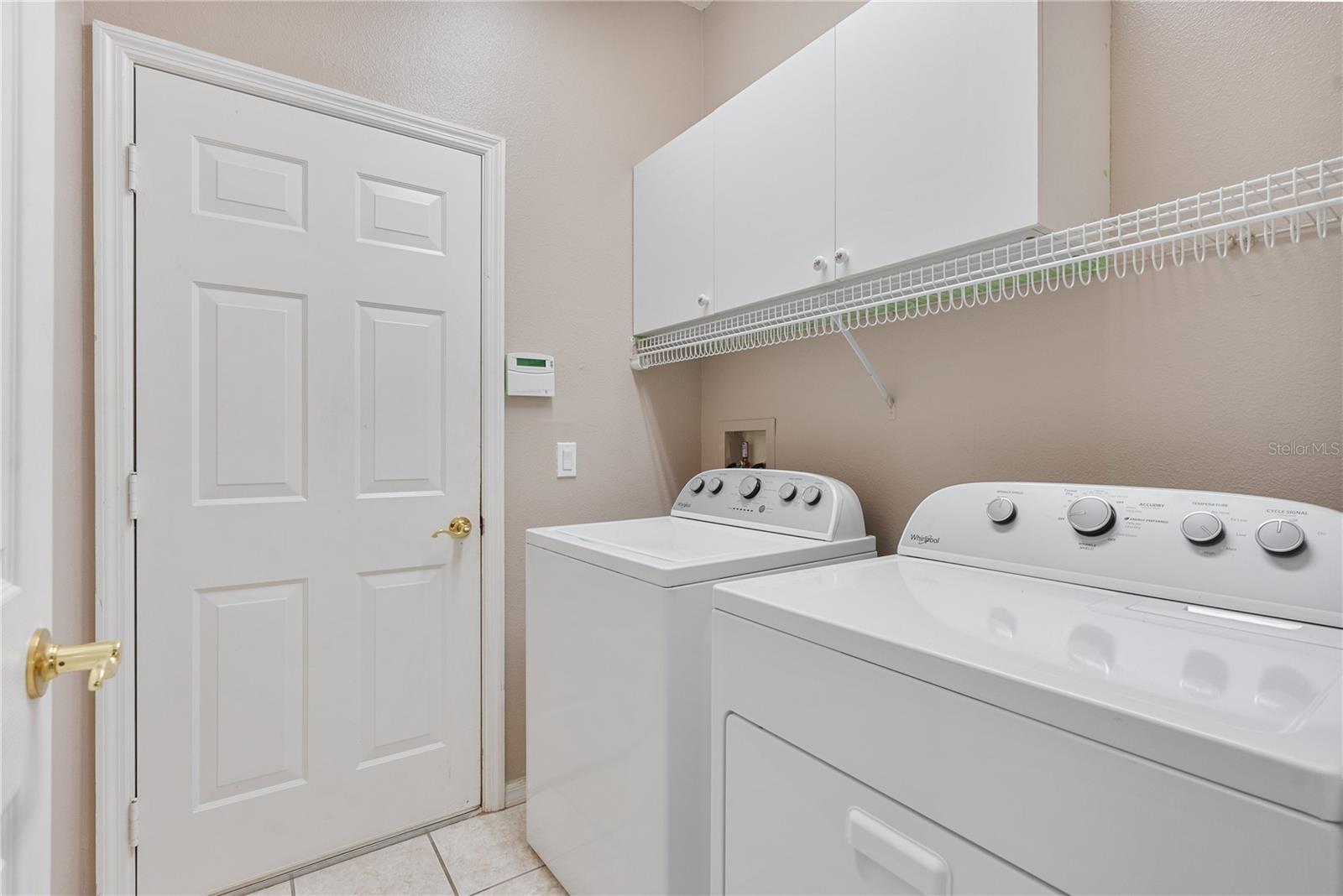 13931 Chandron Dr, Laundry room