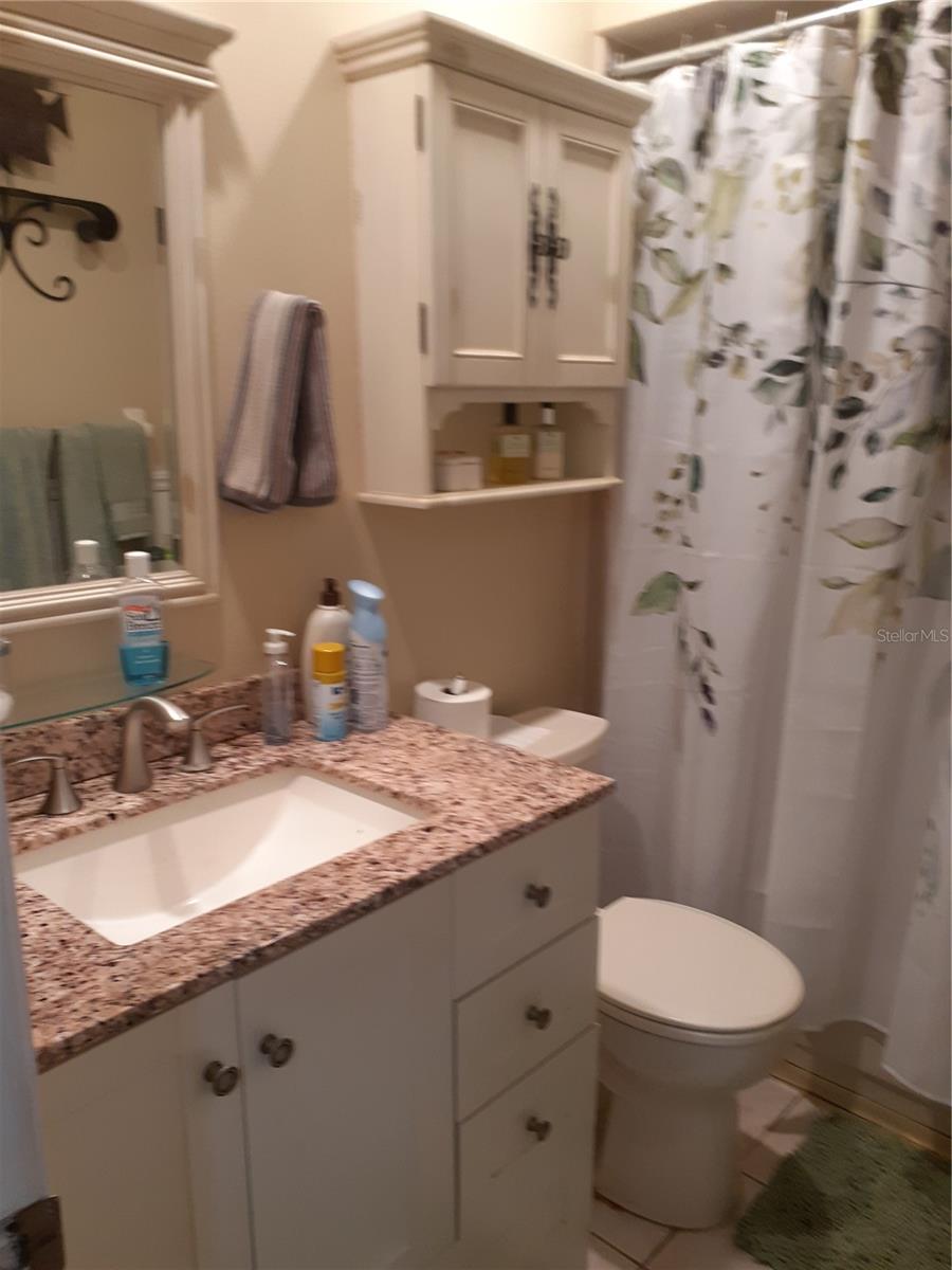 2nd Bathroom