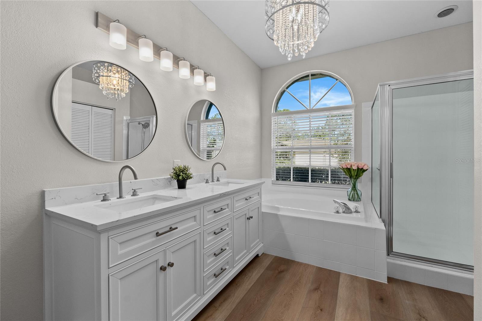 Fully remodeled in 2024! New vanity, fixtures and lighting too!