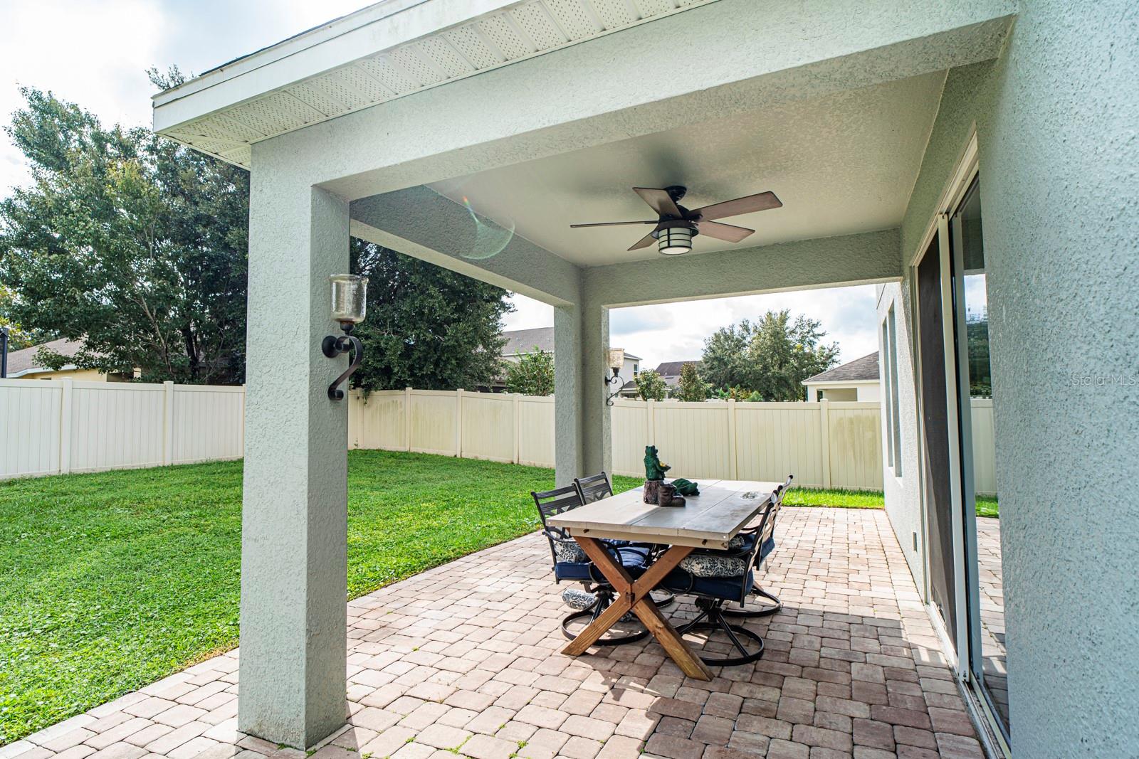 Fully fenced backyard and lanai