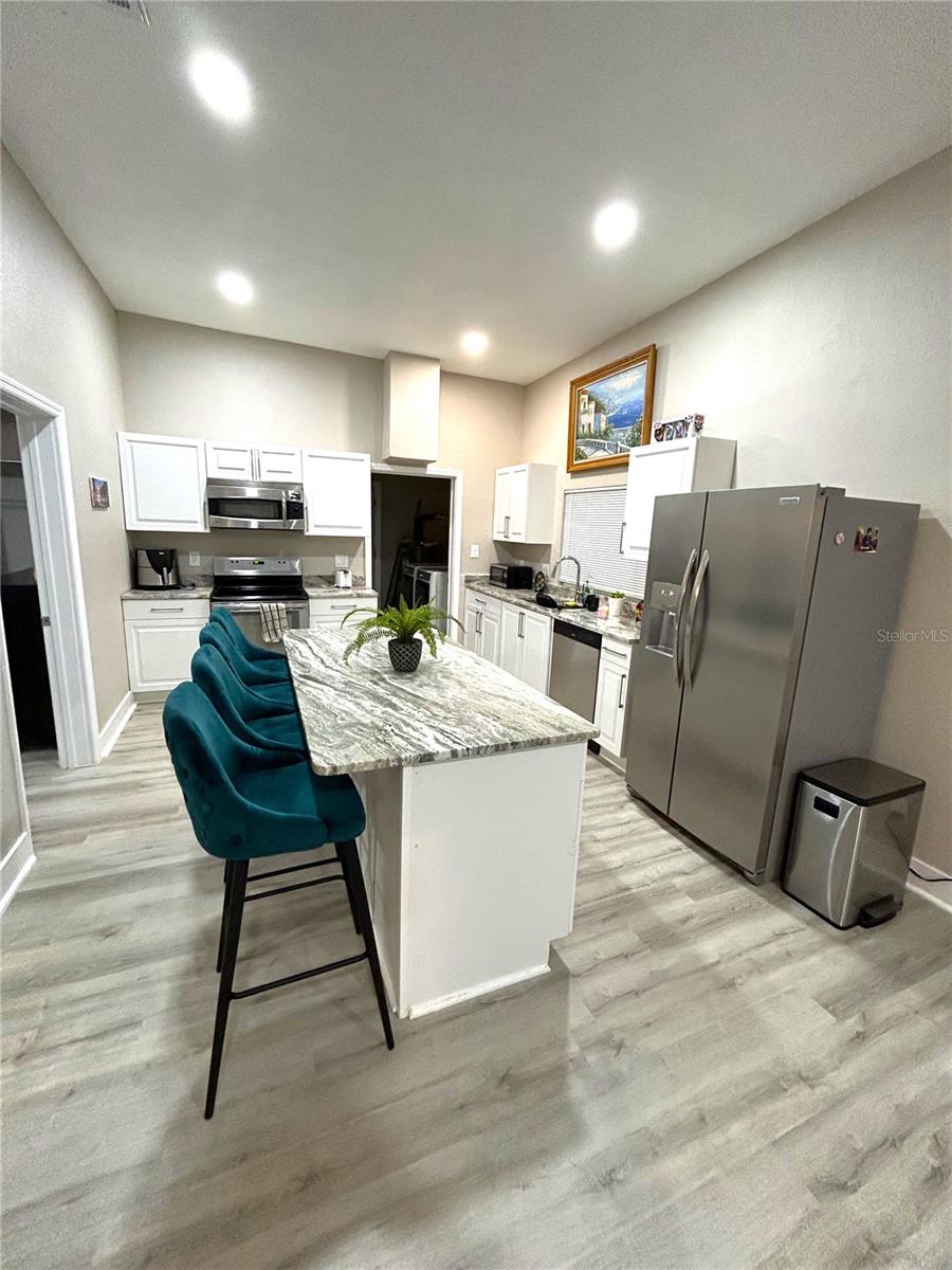 Kitchen/Dining Area