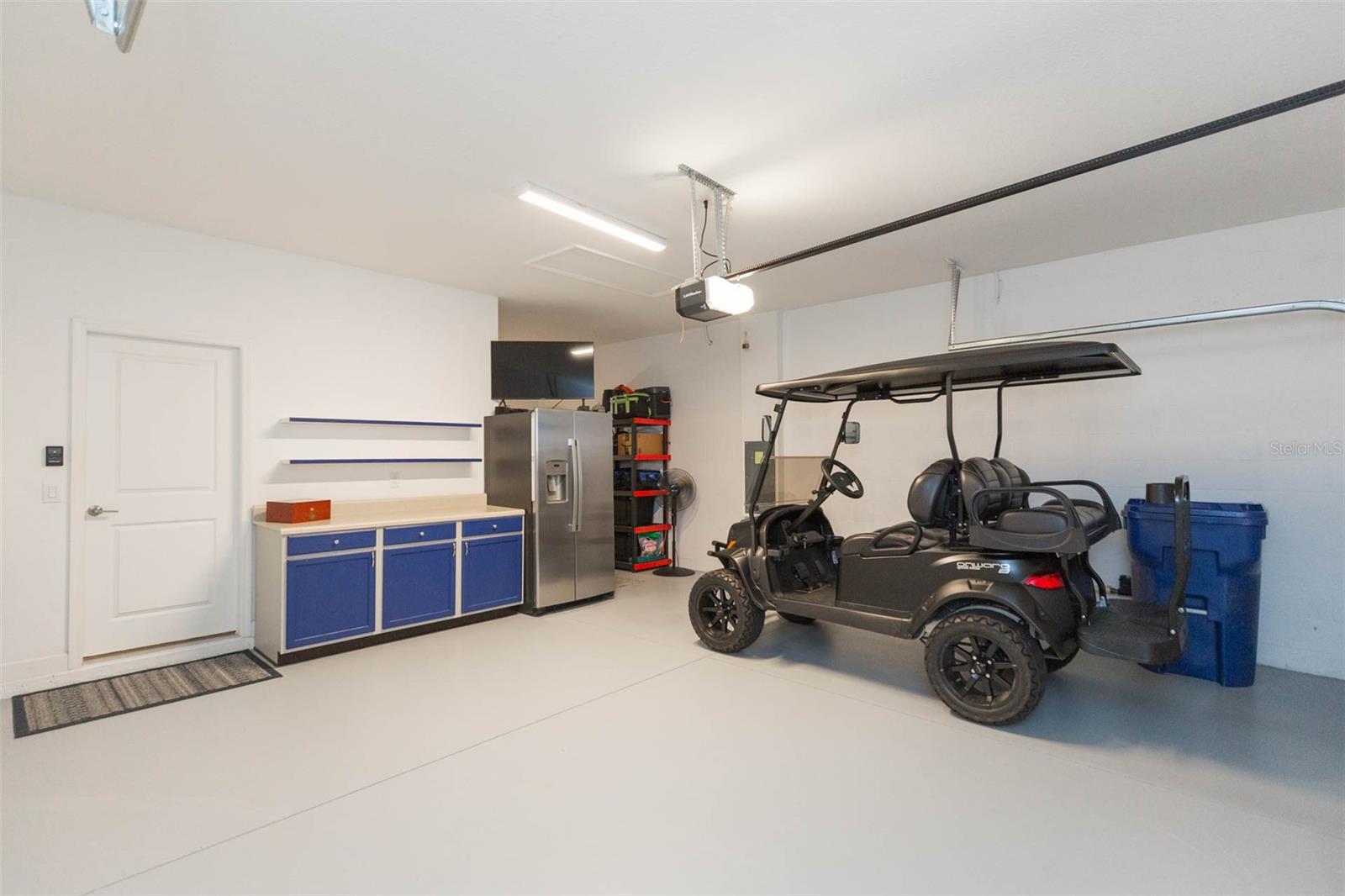 Oversized garage