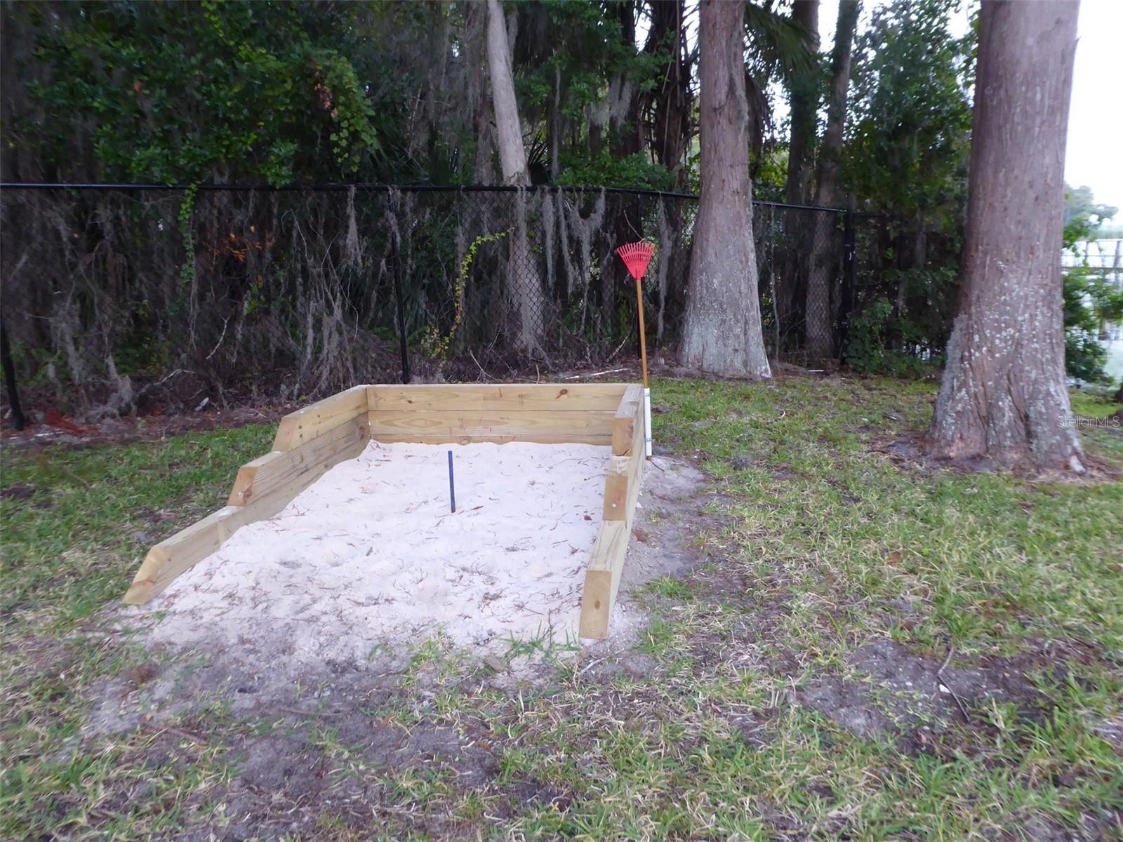 HORSESHOE PITS BY LAKE TARPON