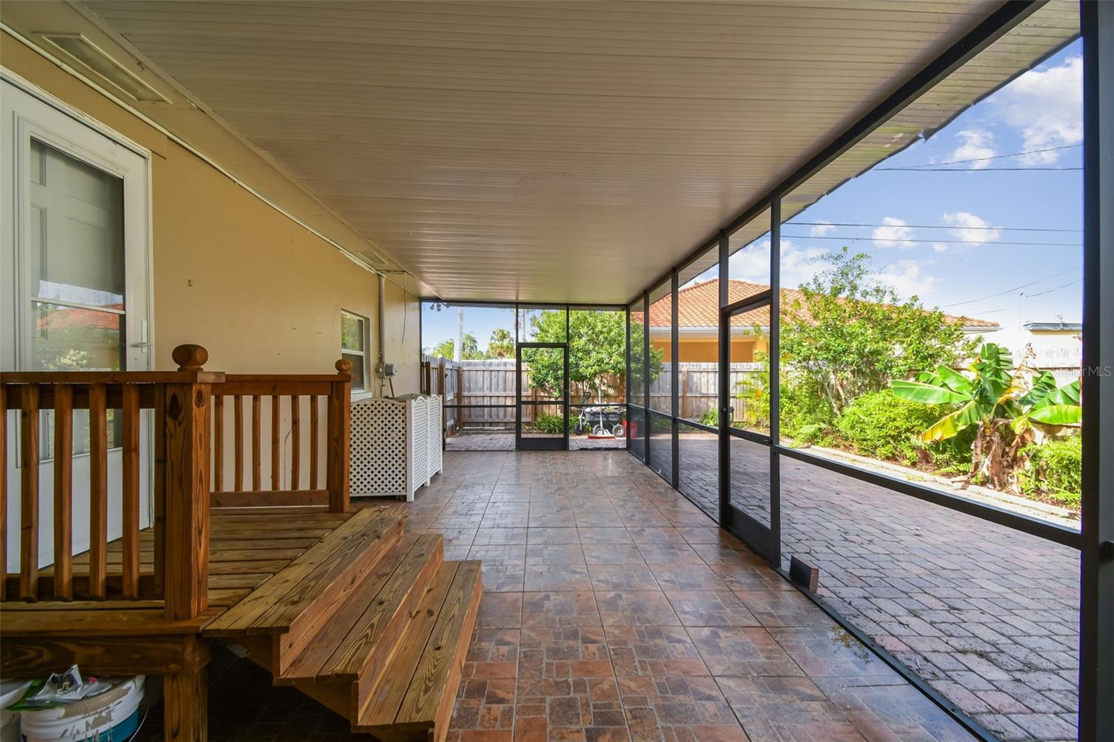 screened back patio