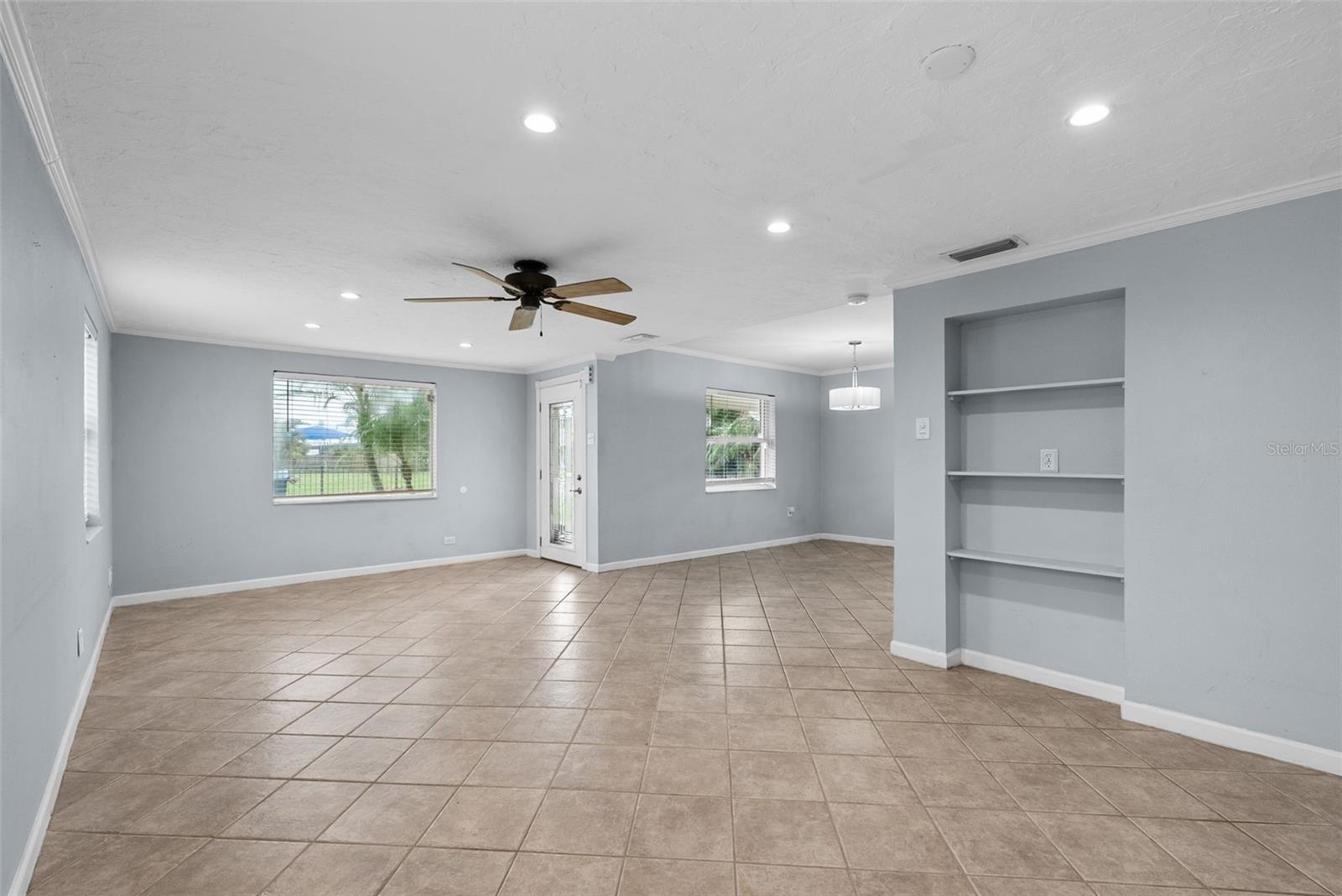 Living/Dining Room