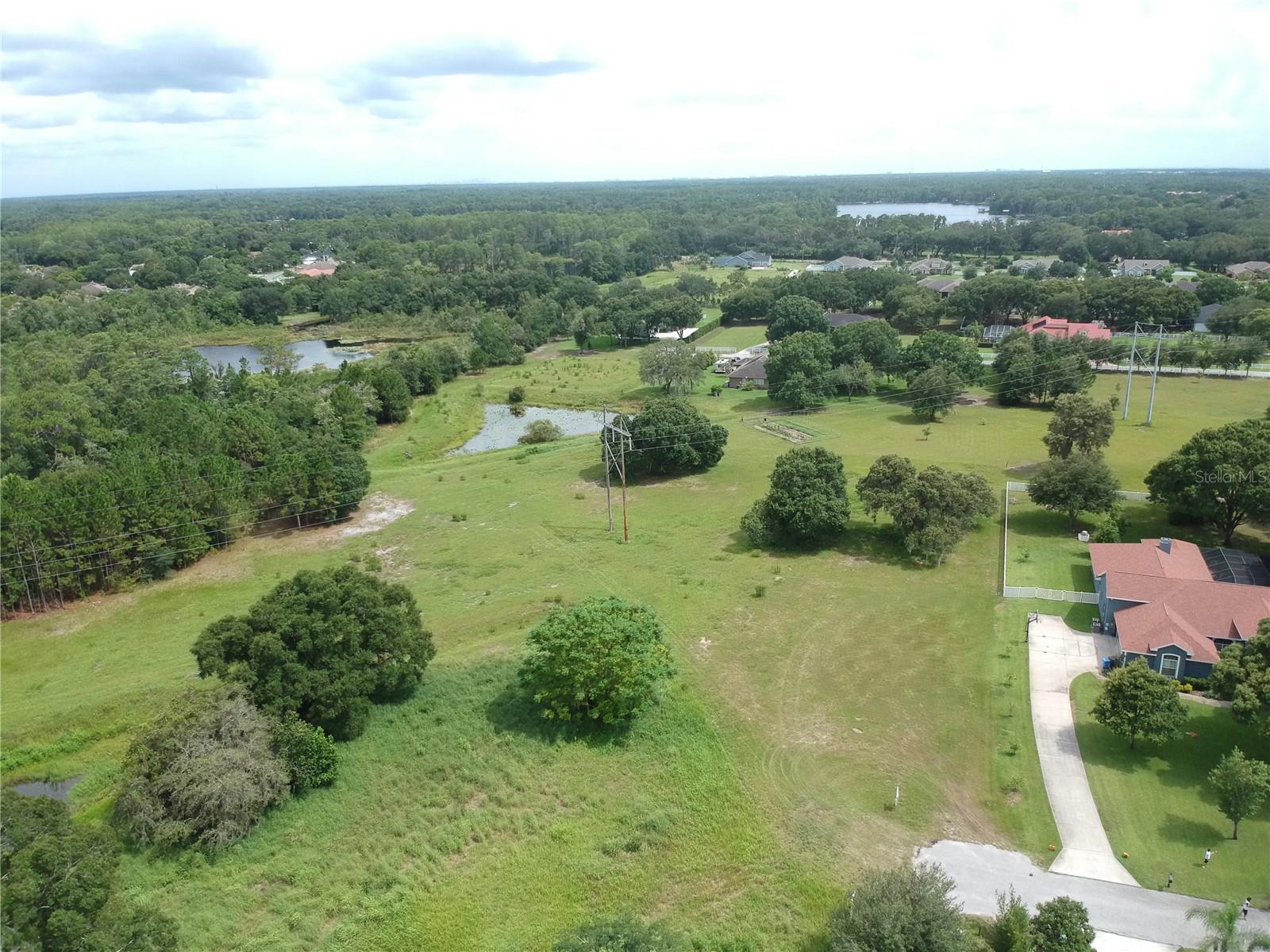 6.5 ACRES/1.5 ACRES BUILDABLE - PRIVATE CUL-DE-SAC