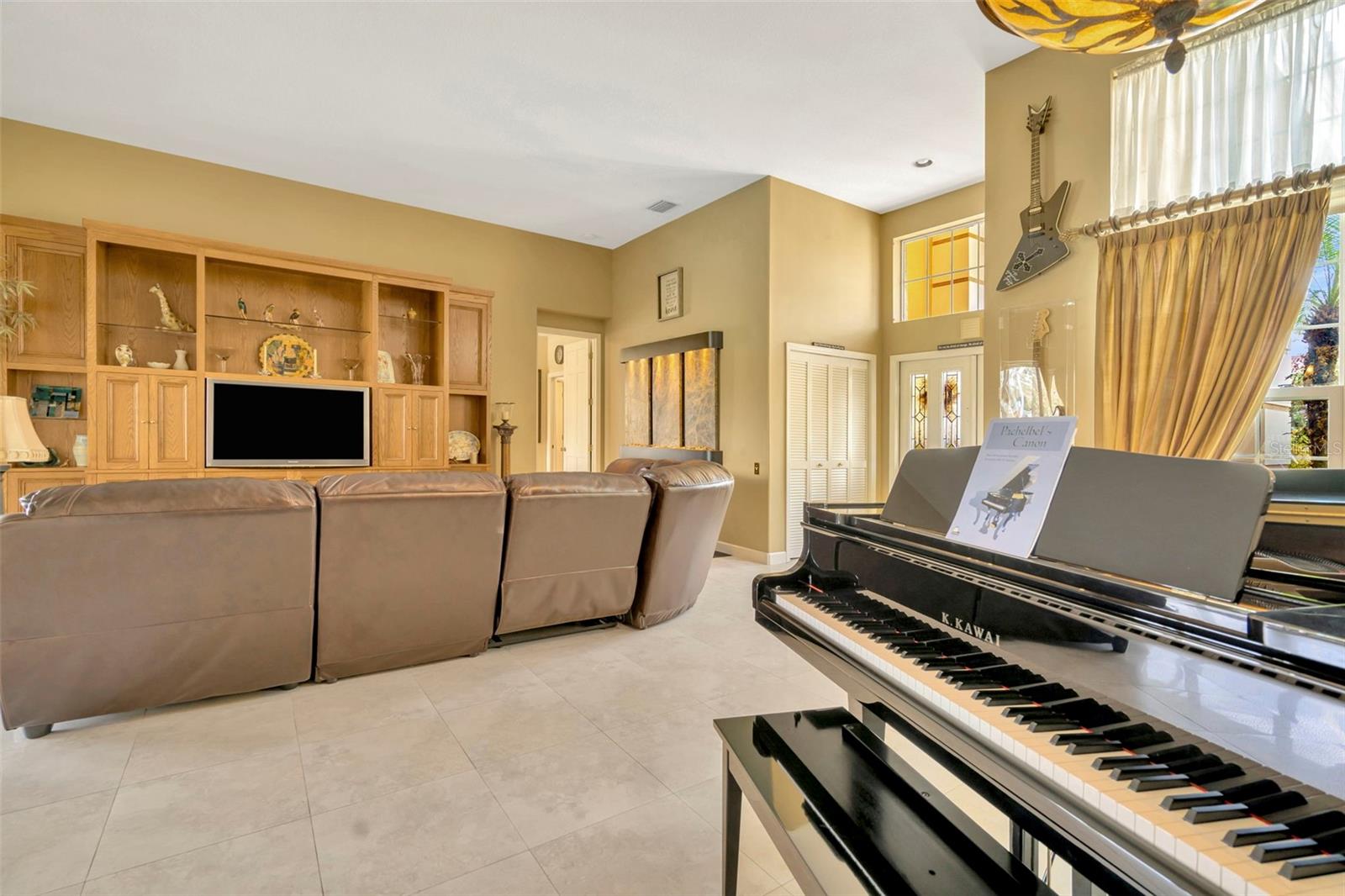 FORMAL LIVING ROOM