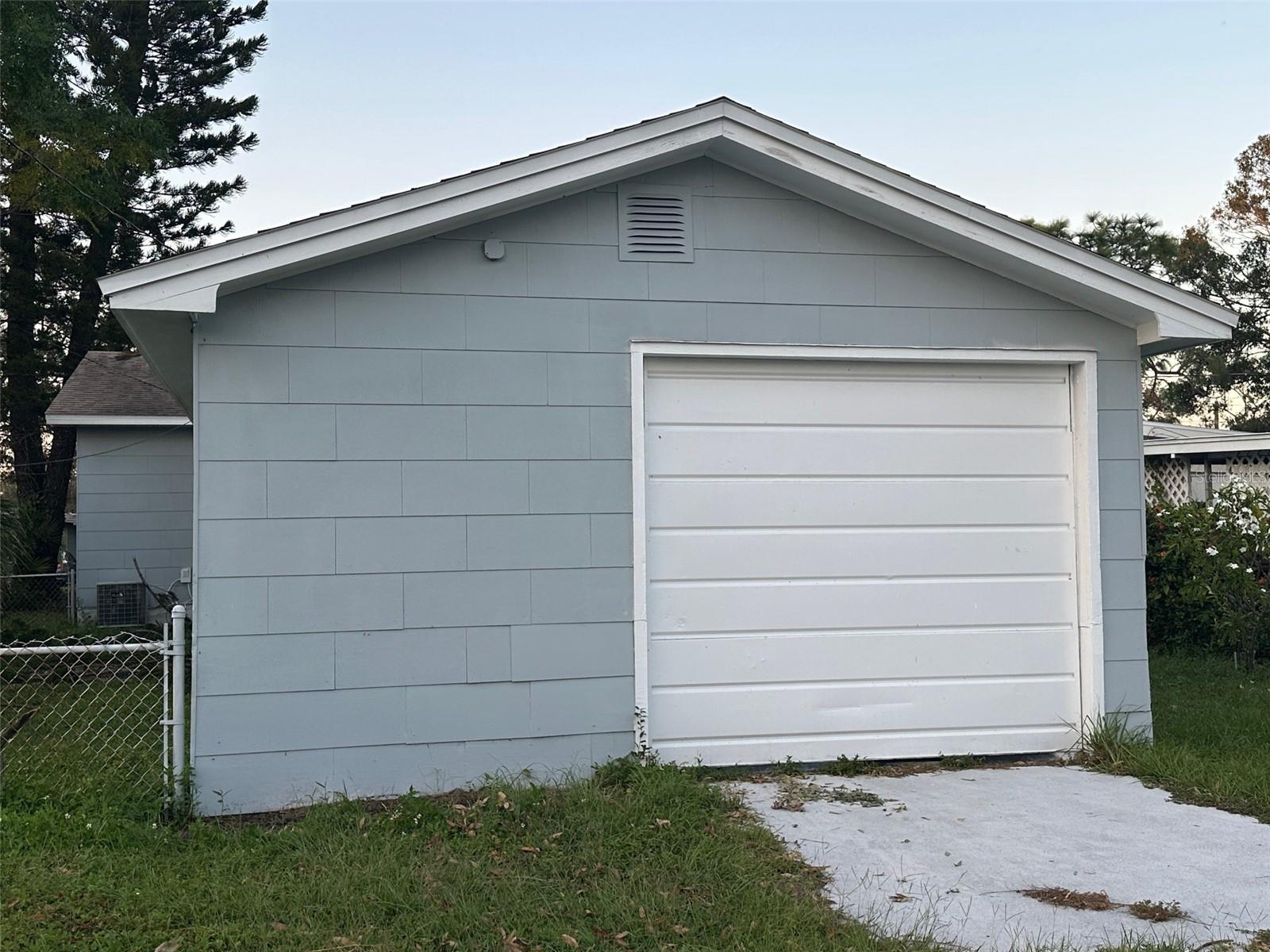 Oversized garage