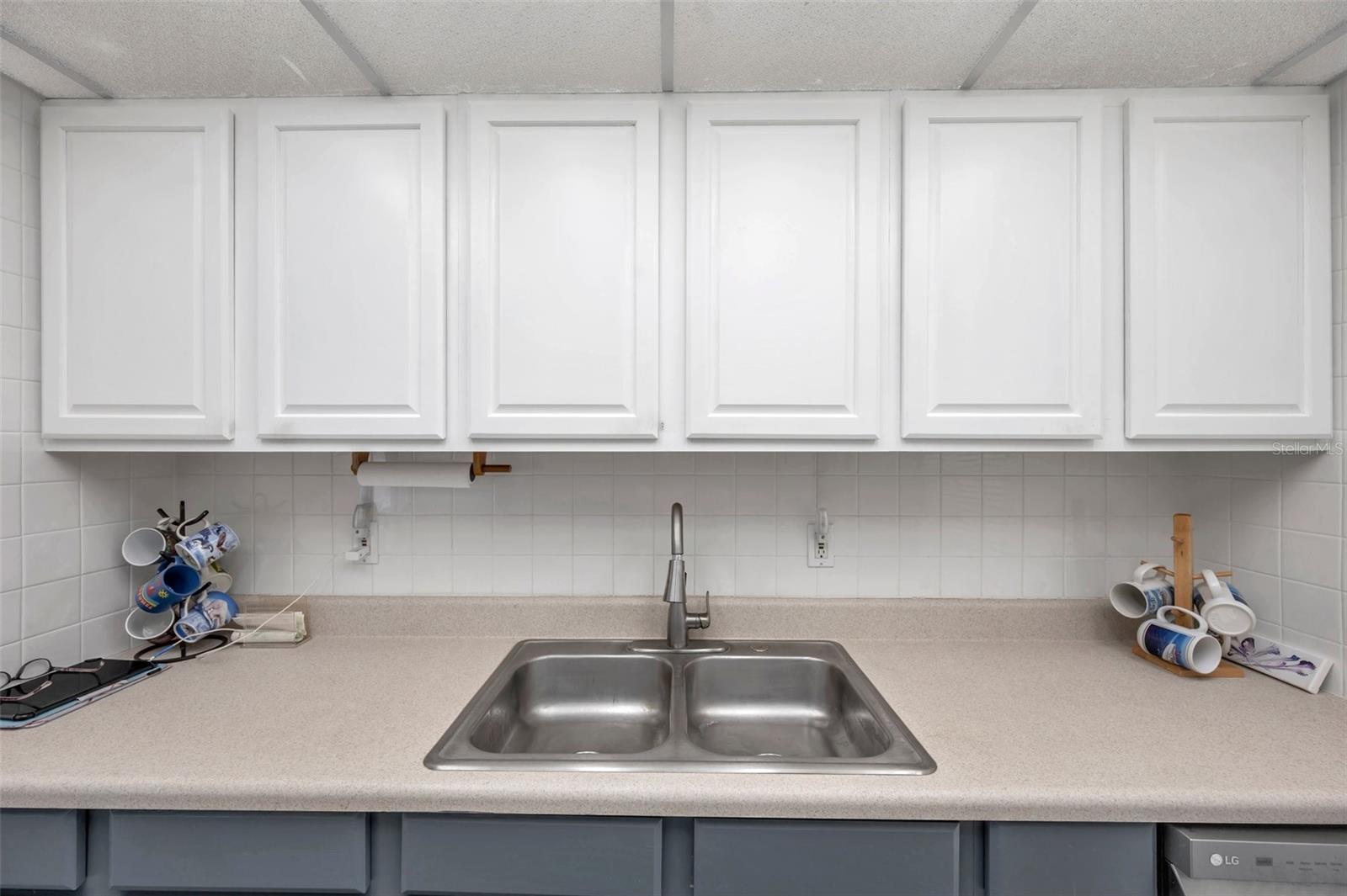 Stainless sink