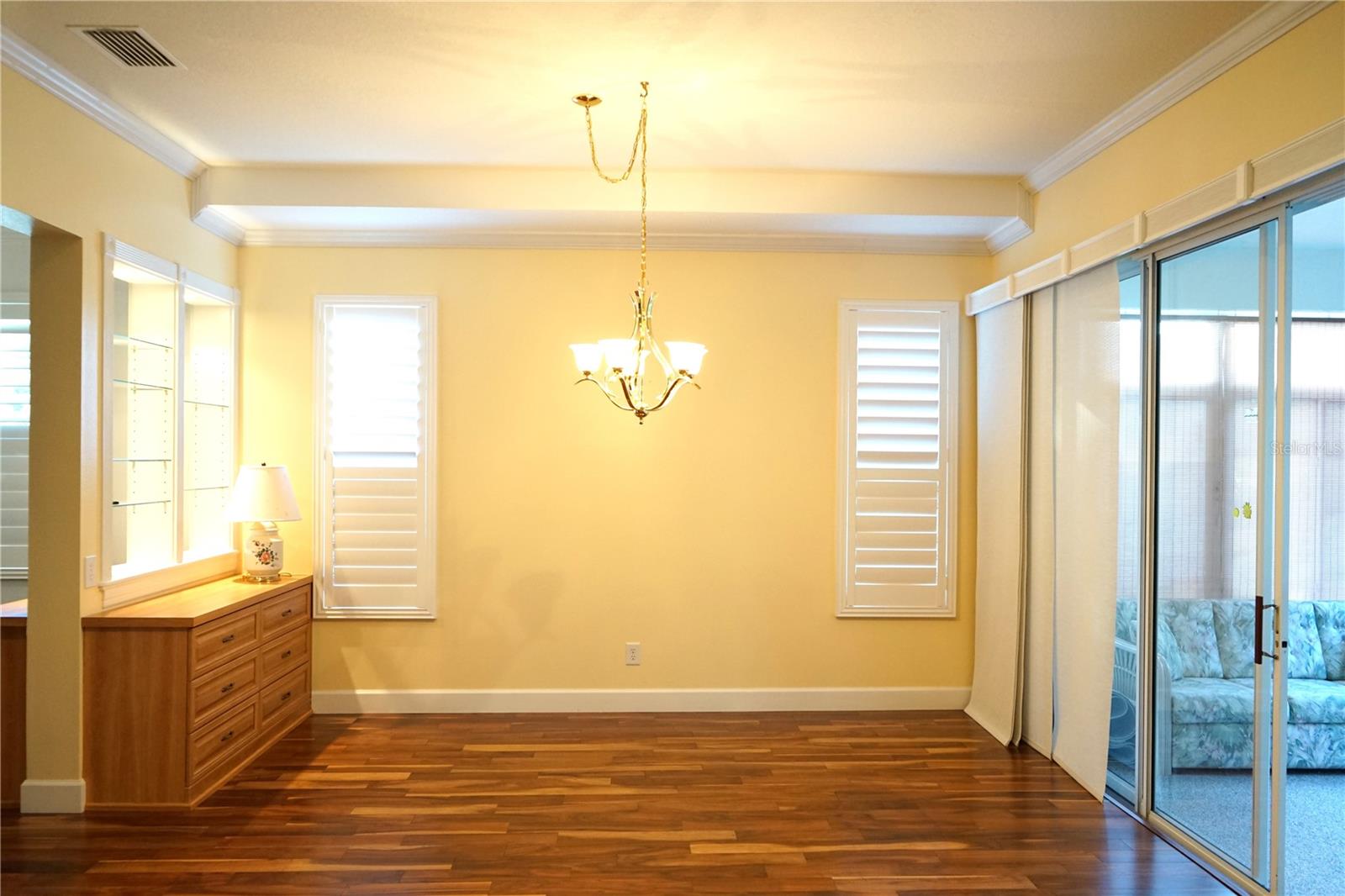 dining area with built in cabinet