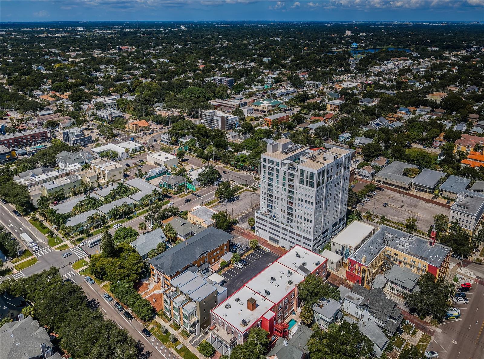 Located steps to vibrant downtown St Pete