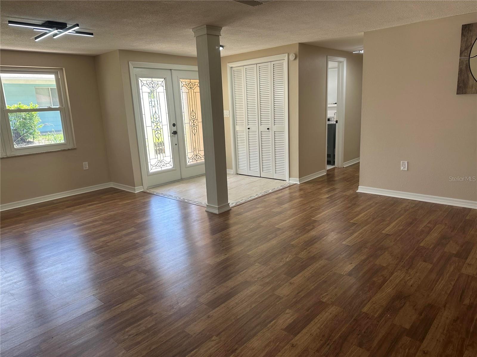 Foyer, Dining Room and Living Room