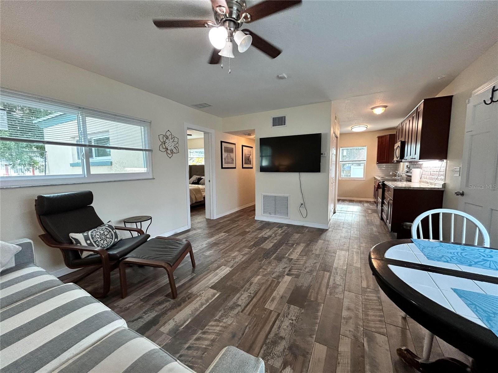 Cottage living room