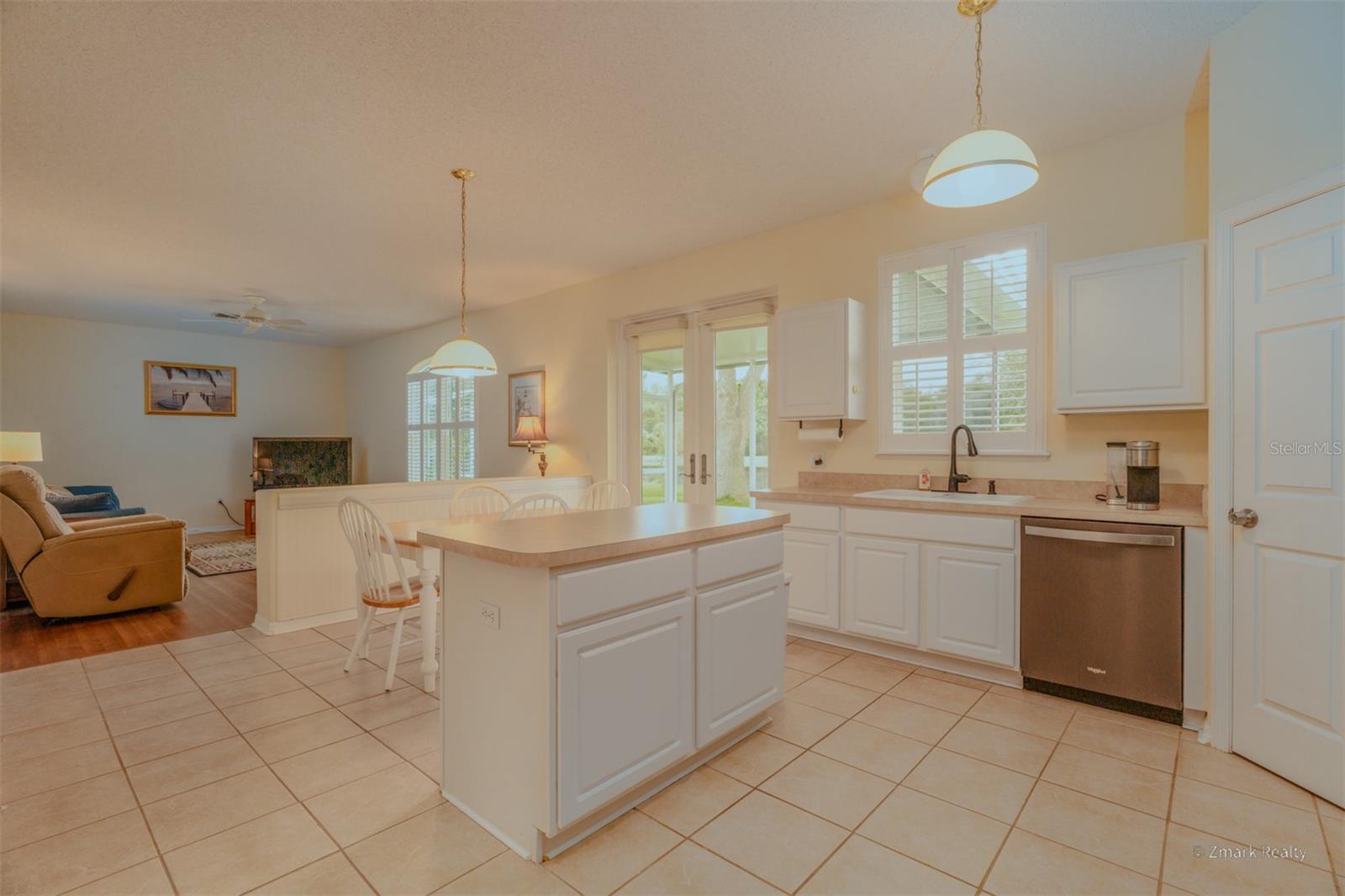 kitchen / Family Room