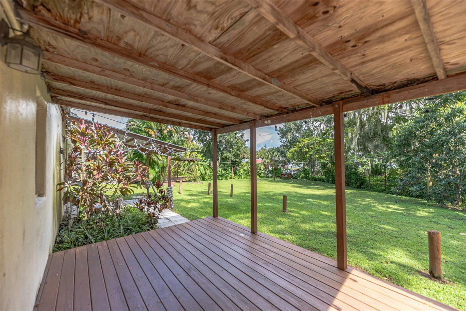 Deck off of Laundry Room