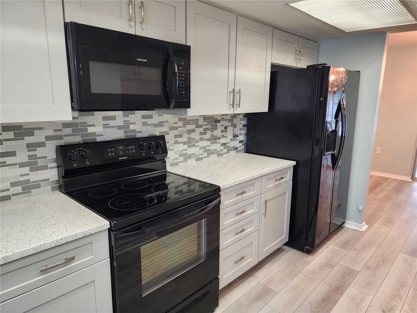 Kitchen with the beautiful backsplash