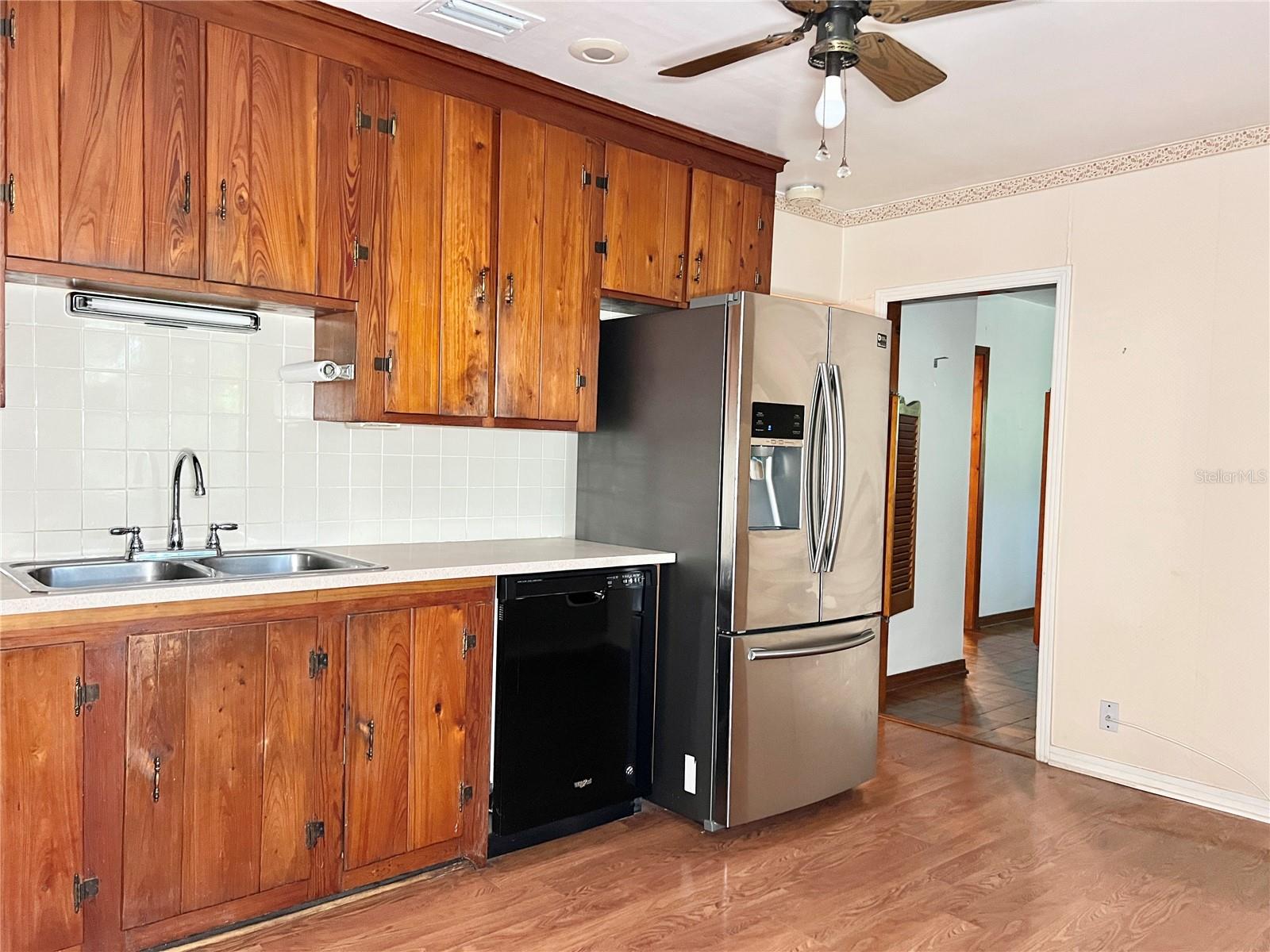 Kitchen - Plenty of Cabinet and Counter Space