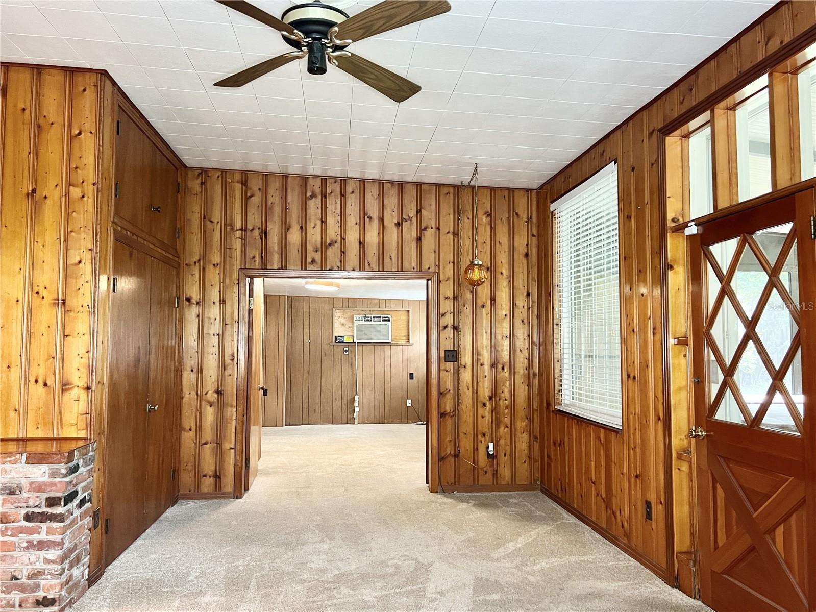 Family Room - Ceiling Fan