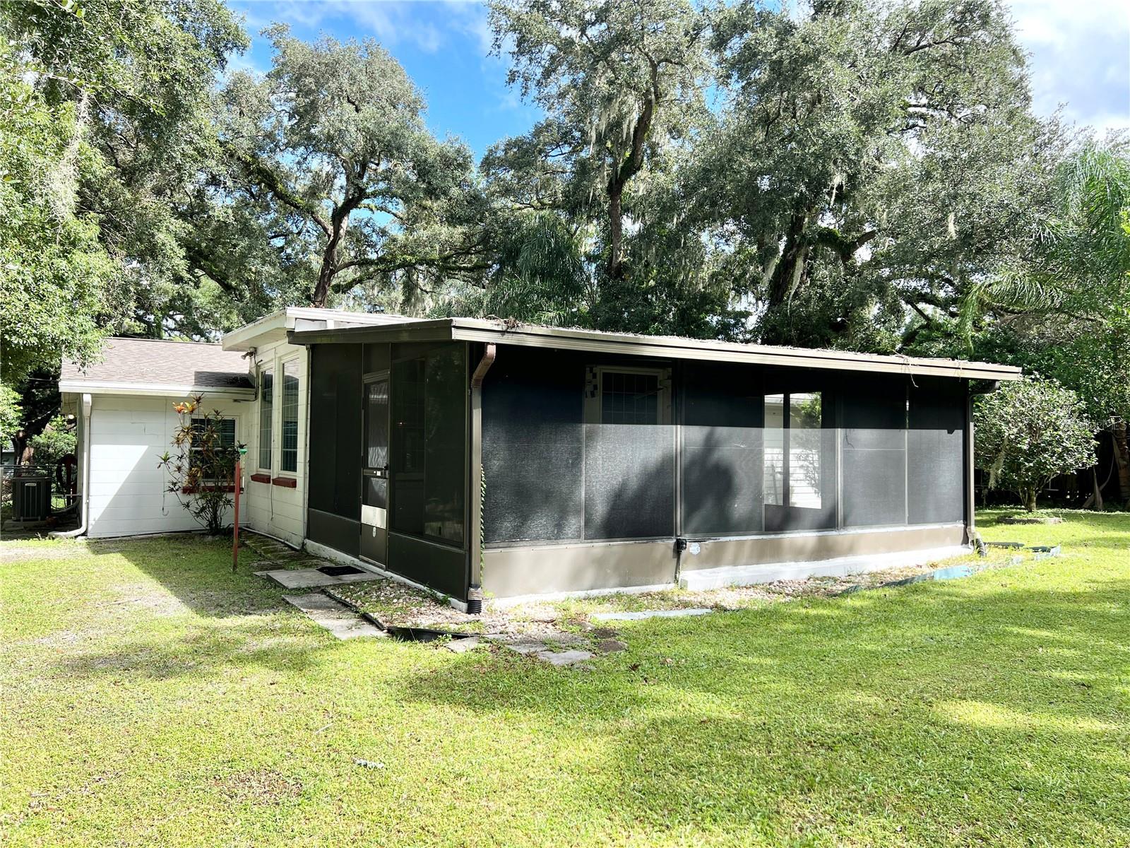 Screened Porch