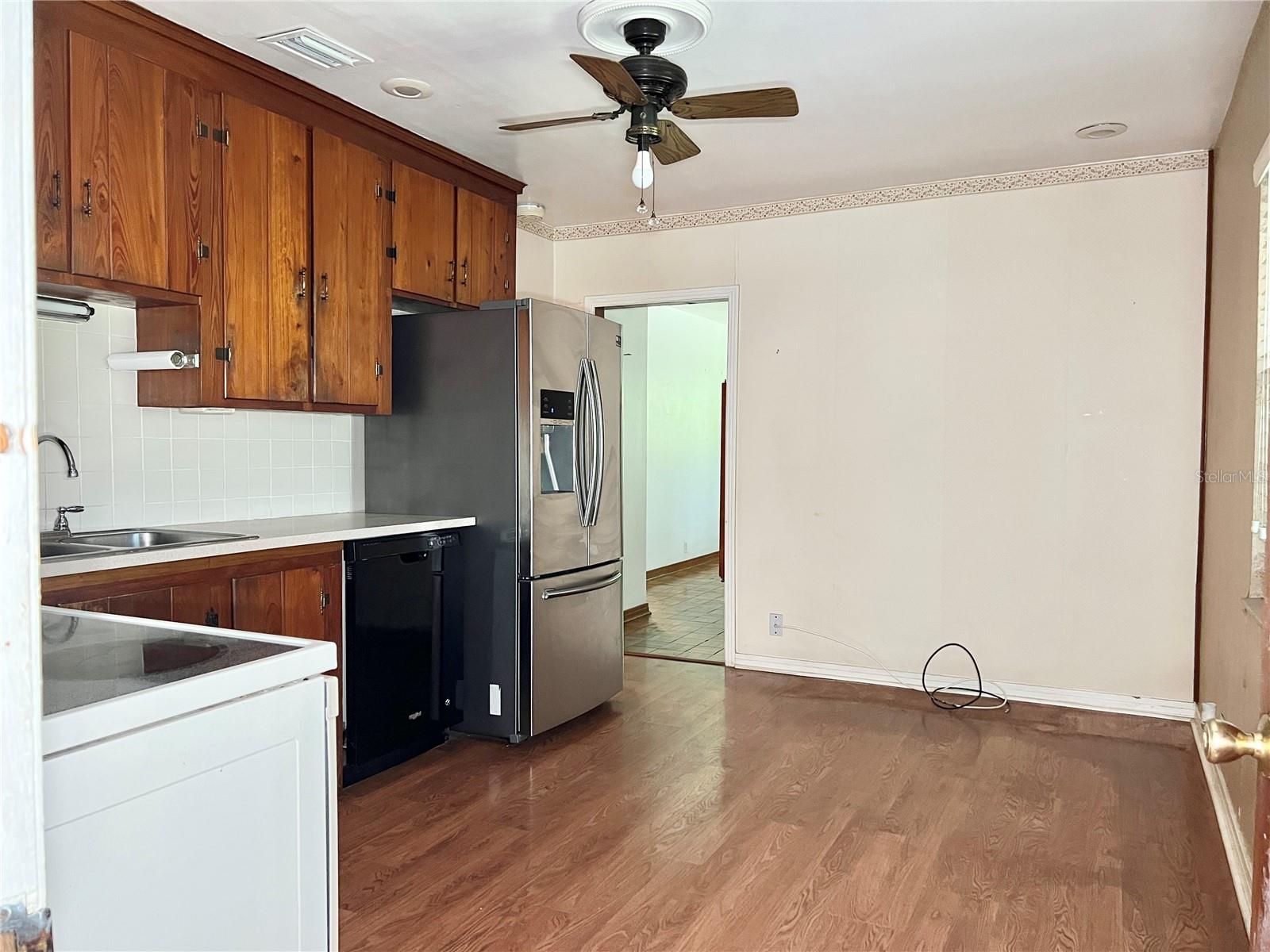 Kitchen - Parquet Floors