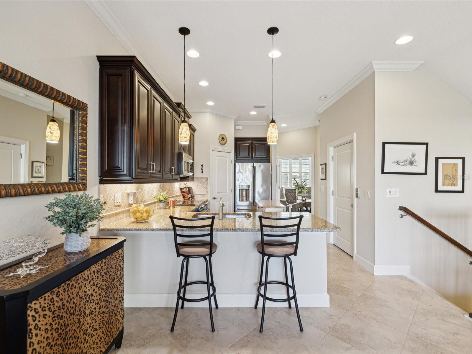 Breakfast bar area