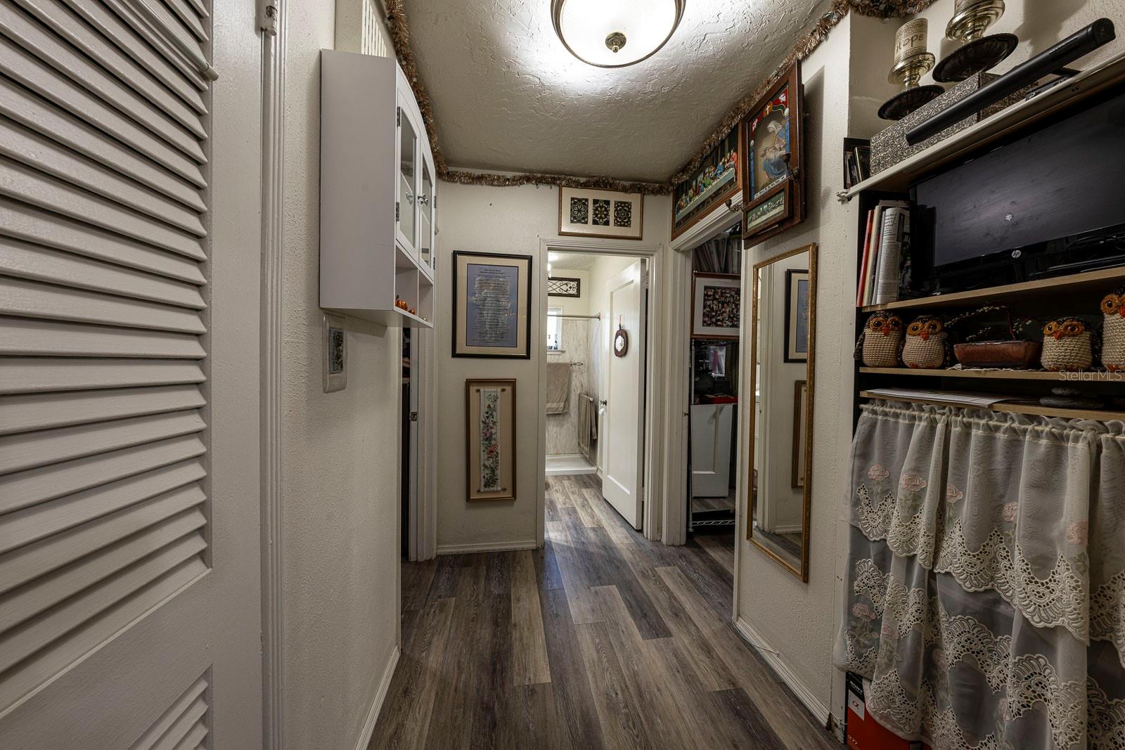 Hallway to the two bedrooms and bathroom.